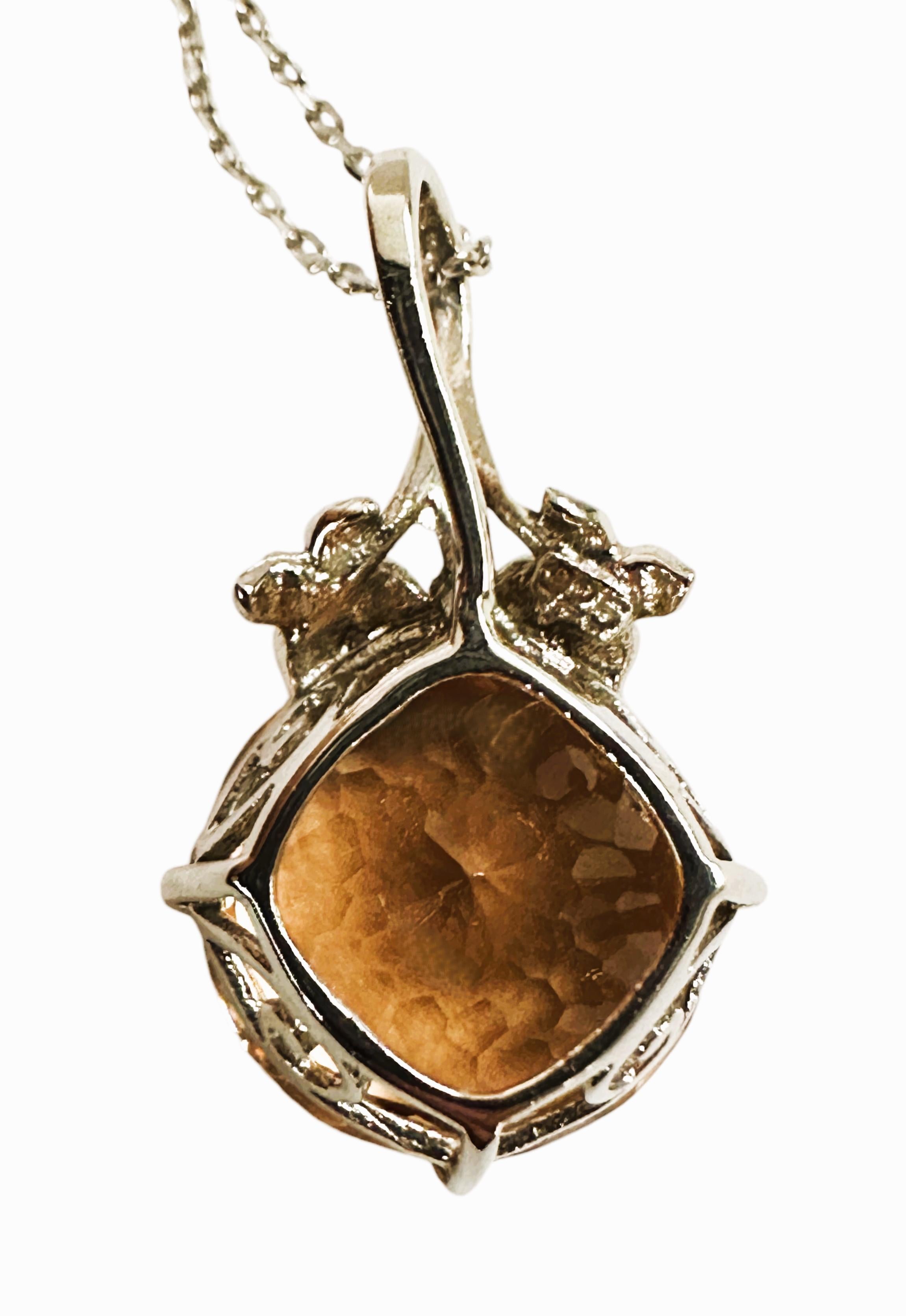 Donna Nuova collana in argento con Morganite e Zaffiro taglio diamante da 11,10 carati in vendita