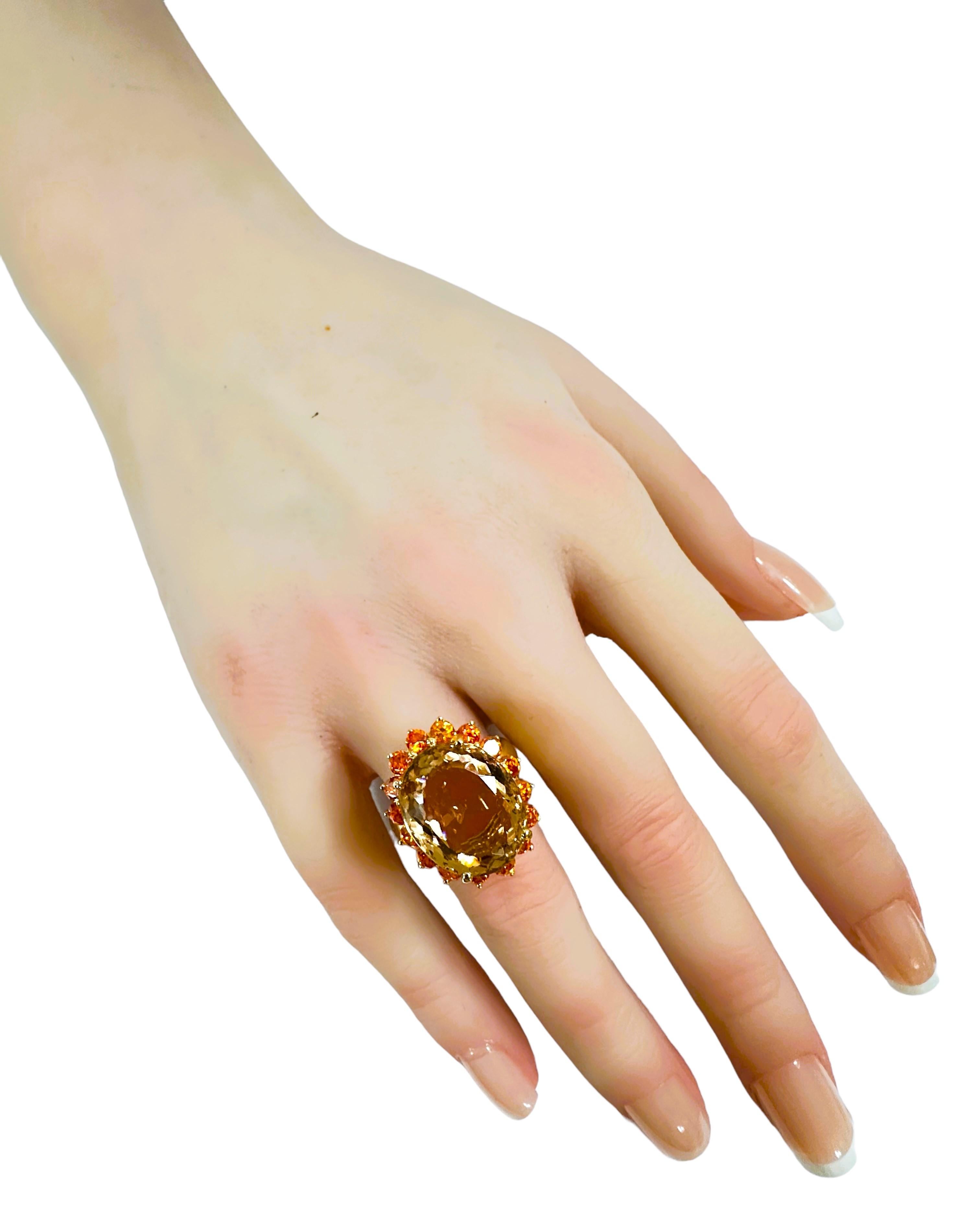 Neuer Nigerianischer 15,40 Karat Pfirsichfarbener Morganit & Saphir Y vergoldeter Sterling-Ring Damen