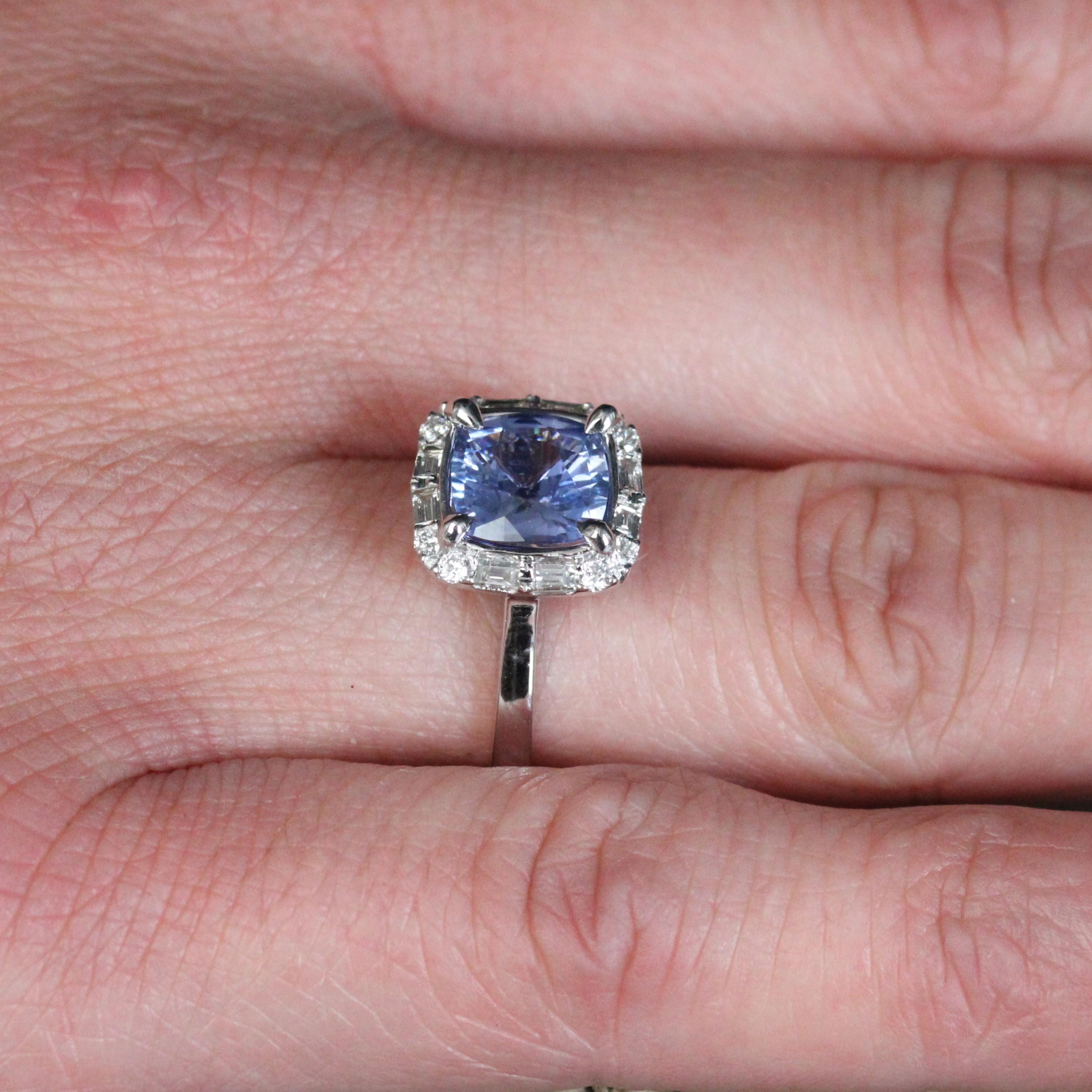 New No Heated Cushion-cut Ceylon Sapphire Diamonds 18 K White Gold Cluster Ring For Sale 5