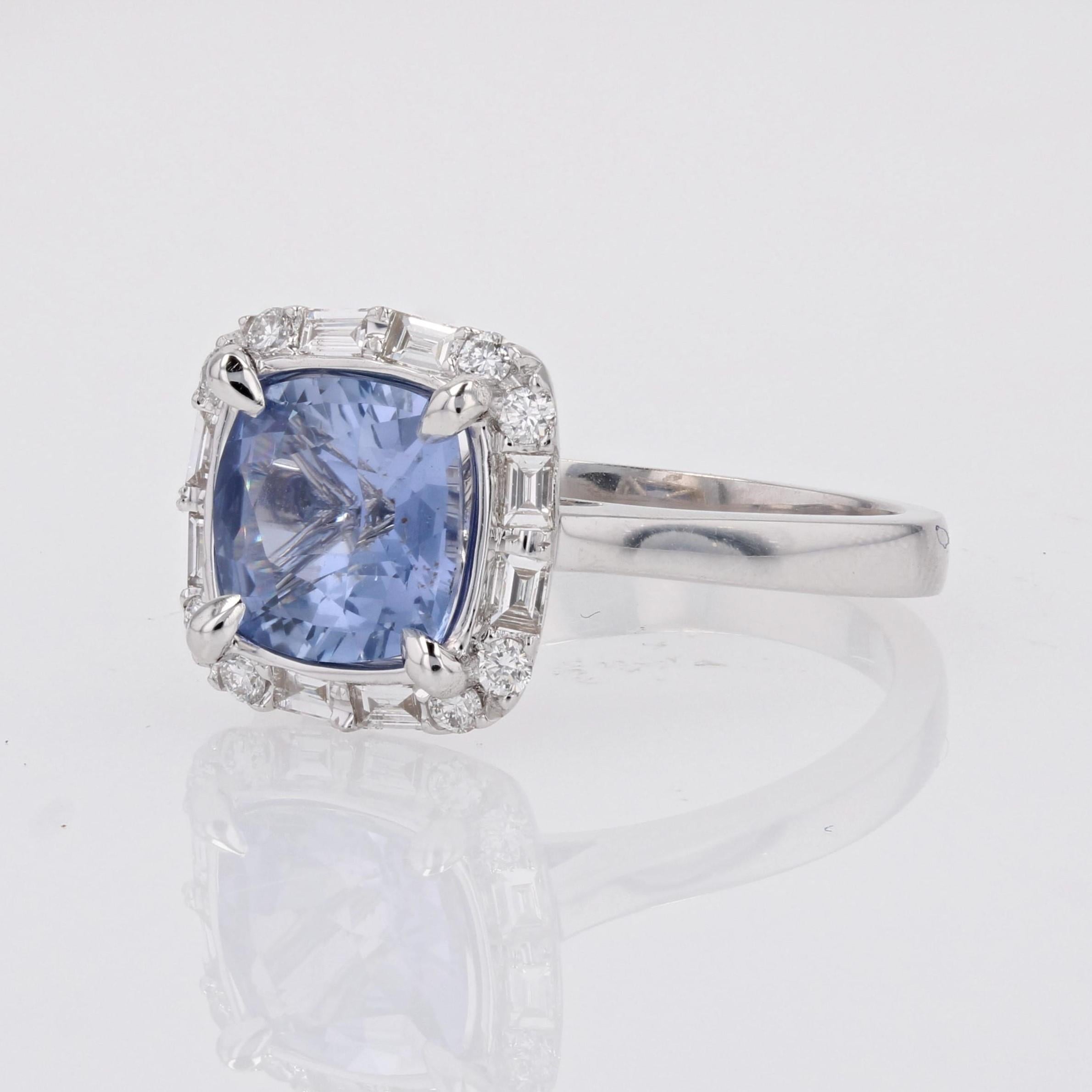 New No Heated Cushion-cut Ceylon Sapphire Diamonds 18 K White Gold Cluster Ring For Sale 2