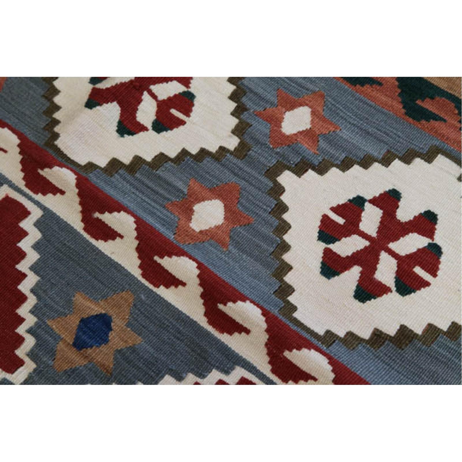 New Handwoven Wool Ushak Oushak Fine Kilim Central Anatolian Rug Turkish Carpet For Sale 1