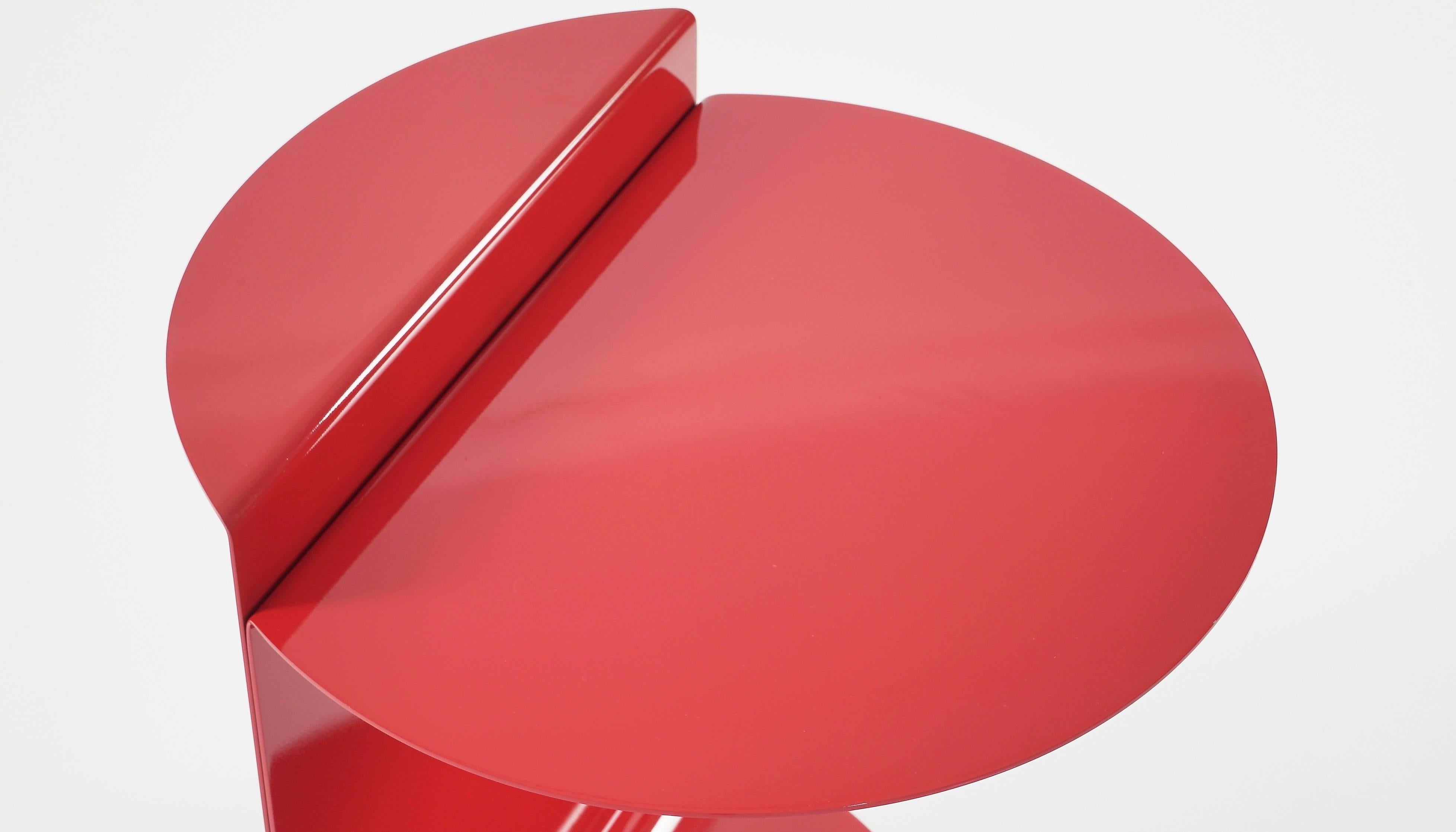 O Table in Stainless Steel (Red) by Estudio Persona (Gemalt)
