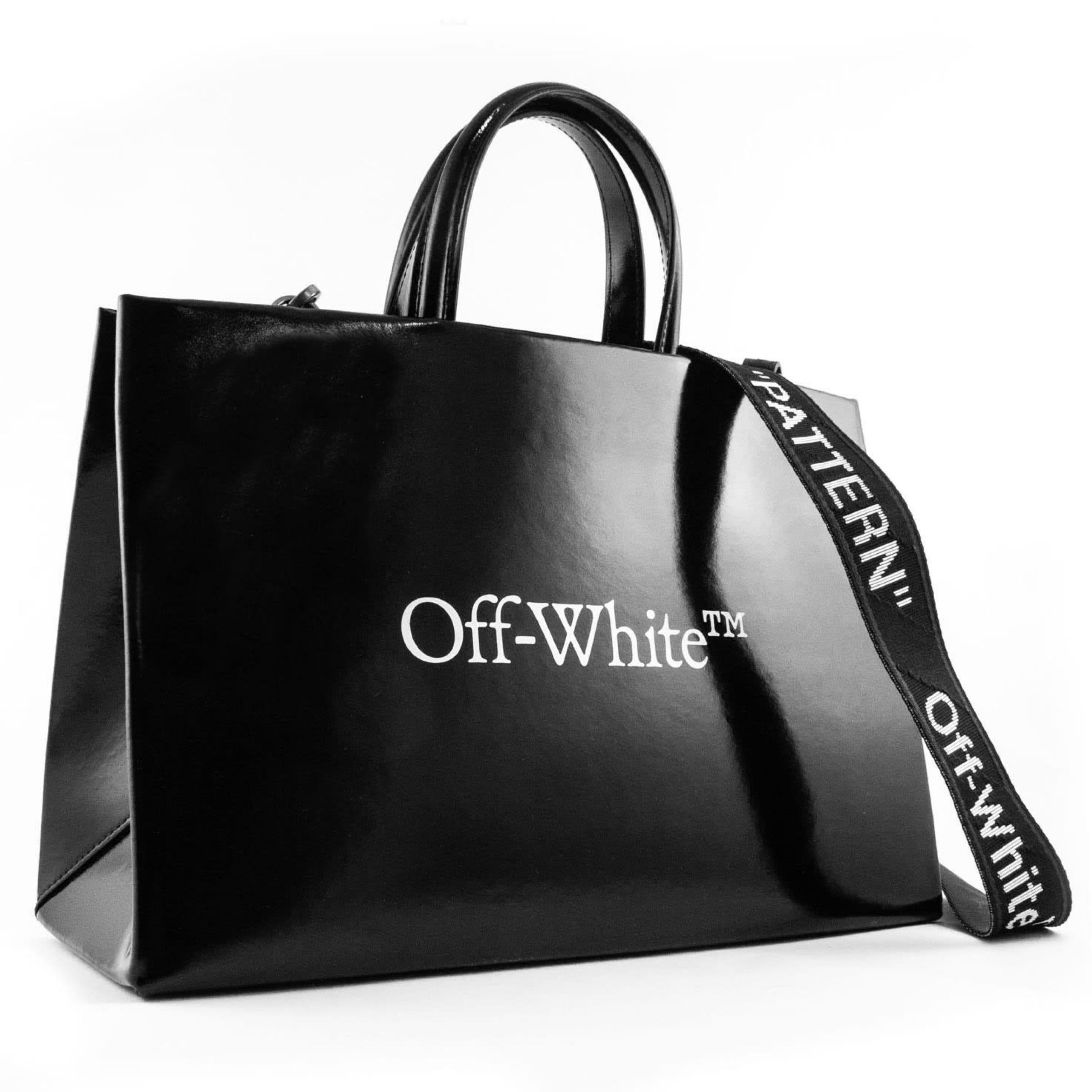 NEU Off-White Virgil Abloh Schwarz Box Medium Trademark Logo Leder Umhängetasche Damen im Angebot