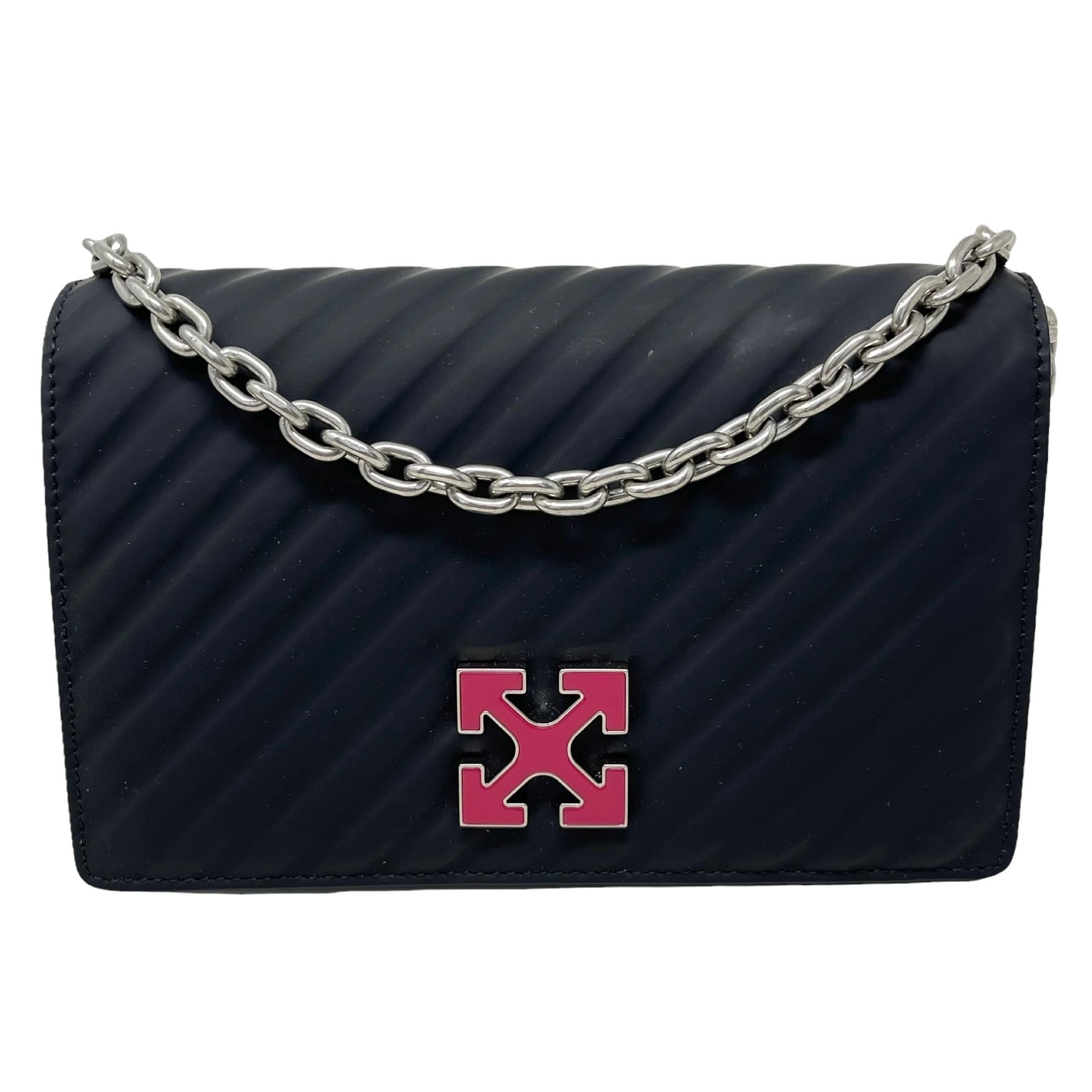 New Off-White Virgil Abloh Black Jitney 0.5 Arrow Logo Leather Crossbody Bag

Authenticity Guaranteed

DETAILS
Brand: Off-White Virgil Abloh
Gender: Women
Category: Crossbody bag
Condition: Brand new
Color: Black
Material: Leather
Arrow