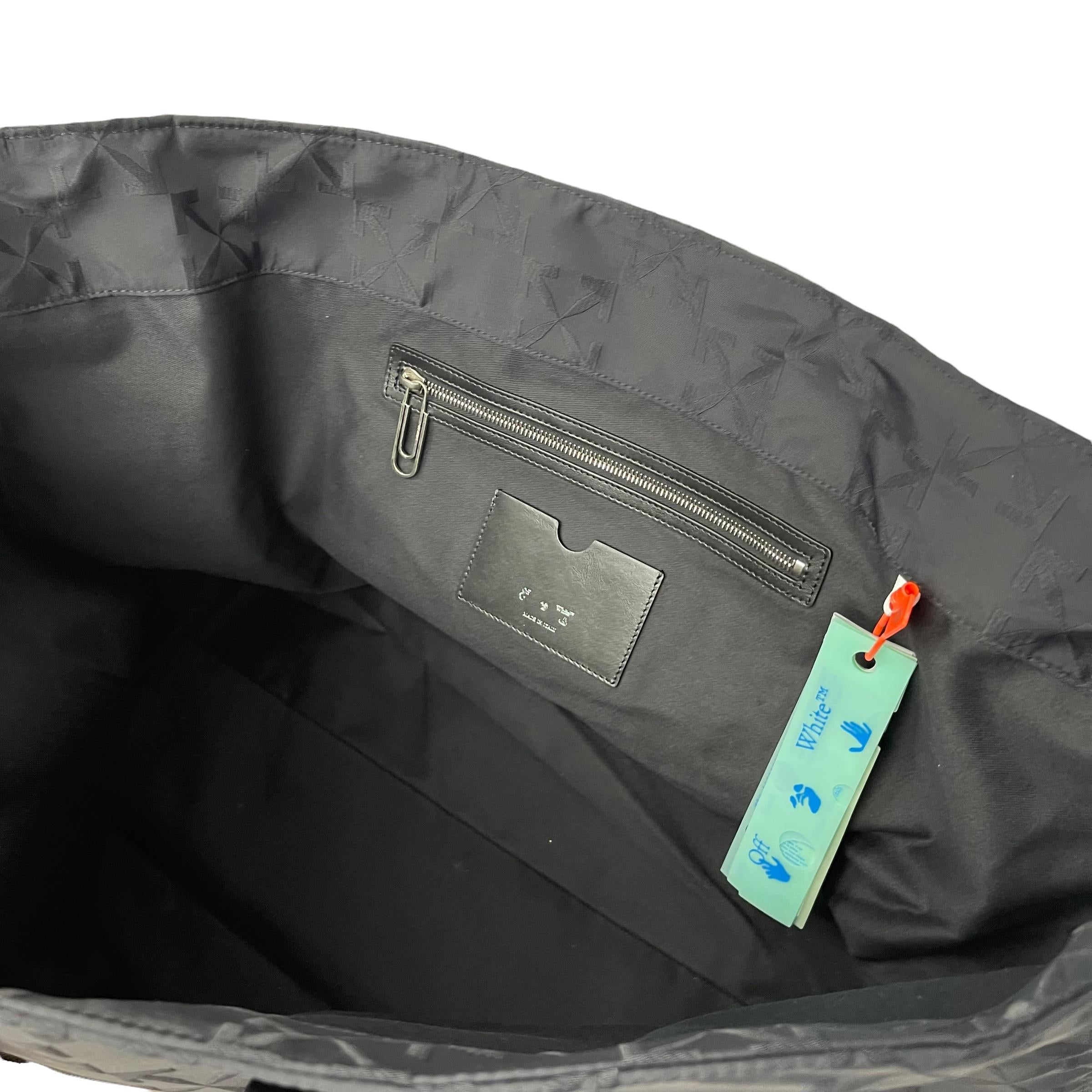 NEU Off-White Virgil Abloh Schwarz Monogramm besticktes Logo Nylon Tote Bag im Angebot 9