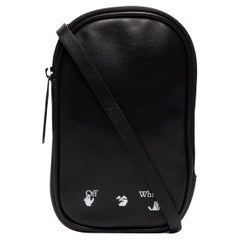 NEU Off-White Virgil Abloh Schwarz bedruckte Logo Crossbody-Tasche aus Leder mit Reißverschluss