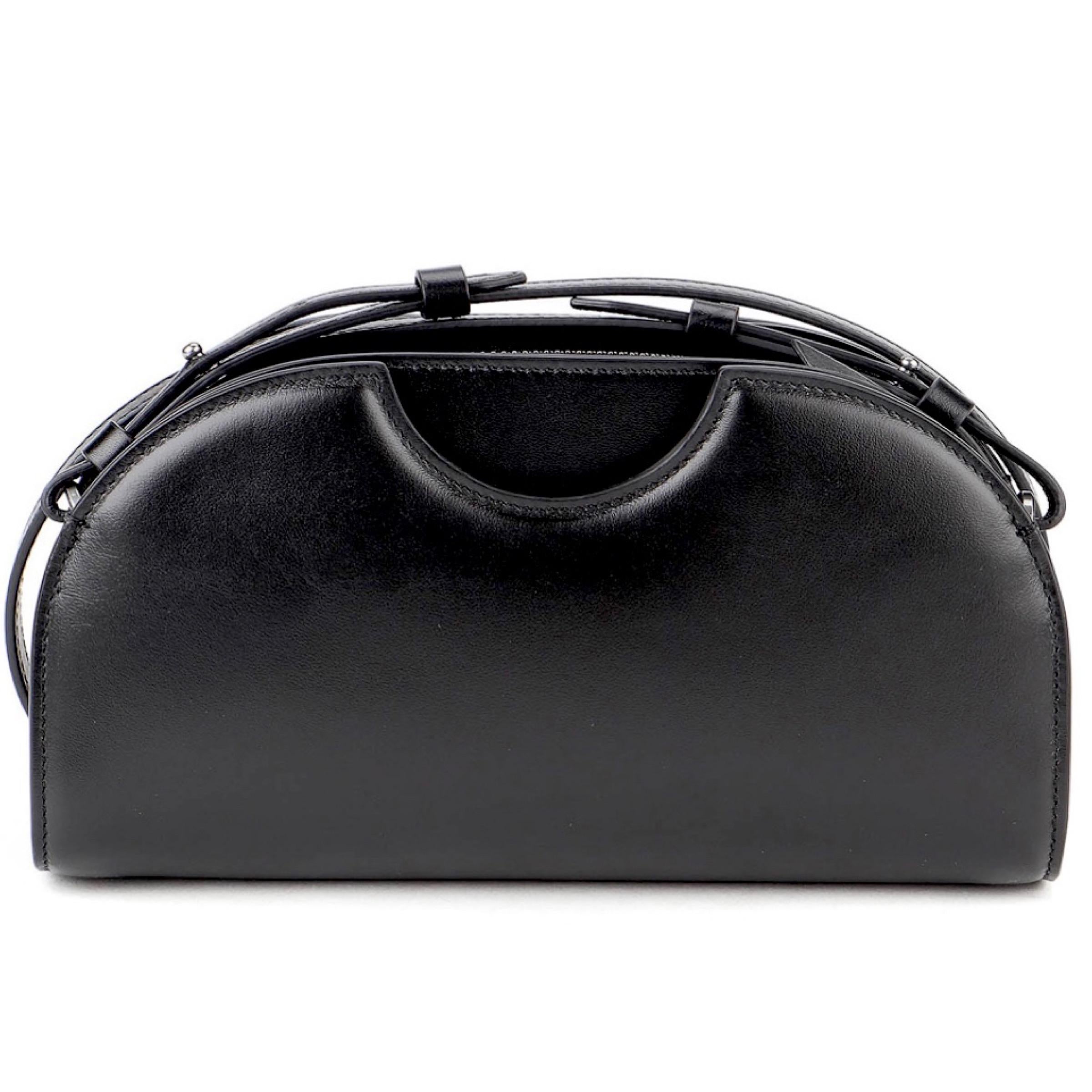 NEW Off-White Virgil Abloh Borsa a tracolla con fotocamera in pelle svizzera nera in vendita 2