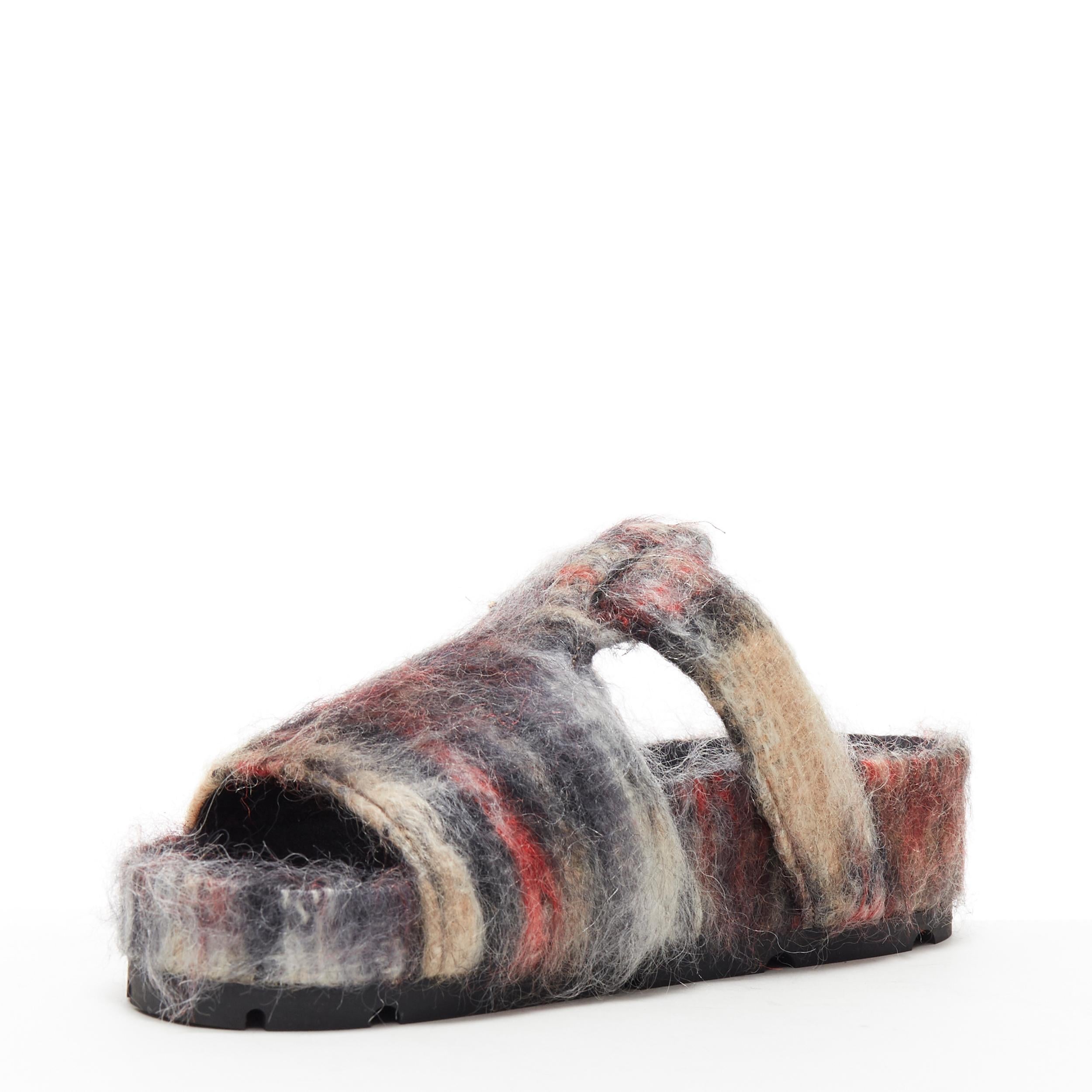 new OLD CELINE Boxy Mohair grey red check print buckle flat sandal slides EU40 In condizioni Nuovo a Hong Kong, NT