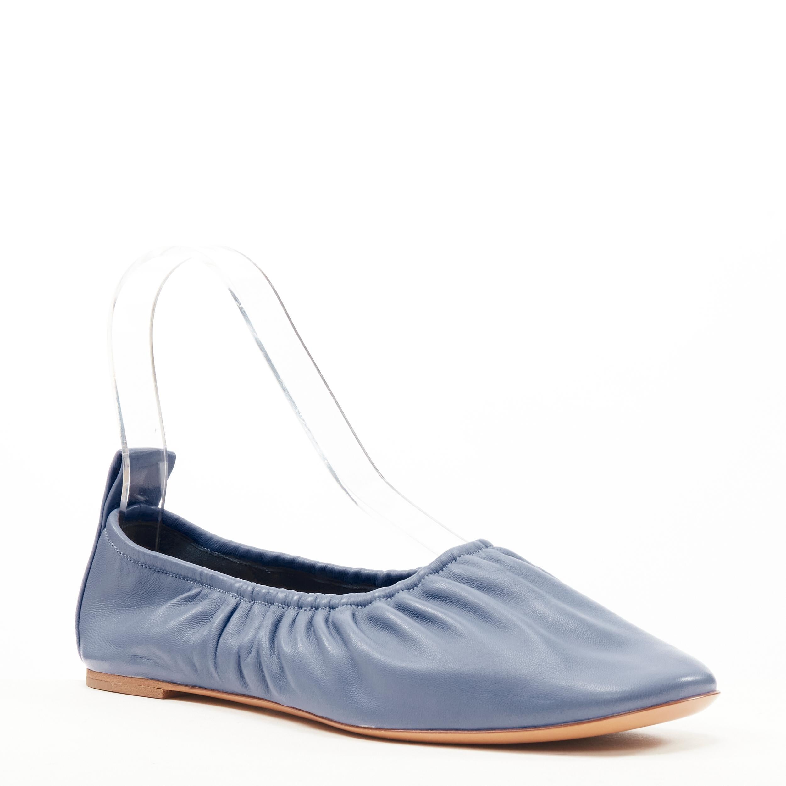 new OLD CELINE Phoebe Philo lilac purple soft leather ballerina flats EU36.5 
Reference: SNKO/A00187 
Brand: Celine 
Designer: Phoebe Philo 
Material: Leather 
Color: Purple 
Pattern: Solid 
Closure: Elasticated 
Extra Detail: Soft nappa leather.