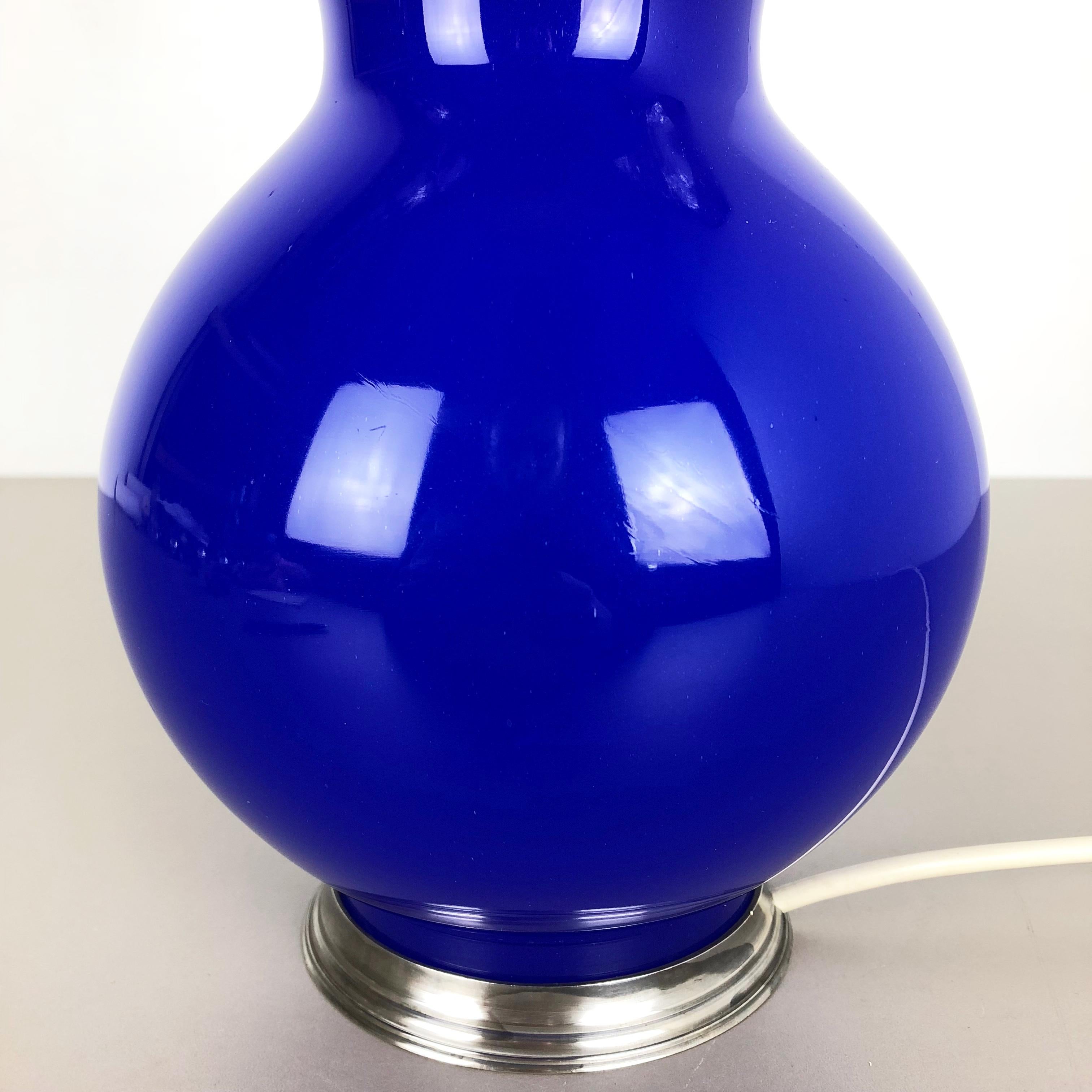 New Old Stock Opaline Murano Glass Table Light by Cenedese Vetri, Italy, 1960 3