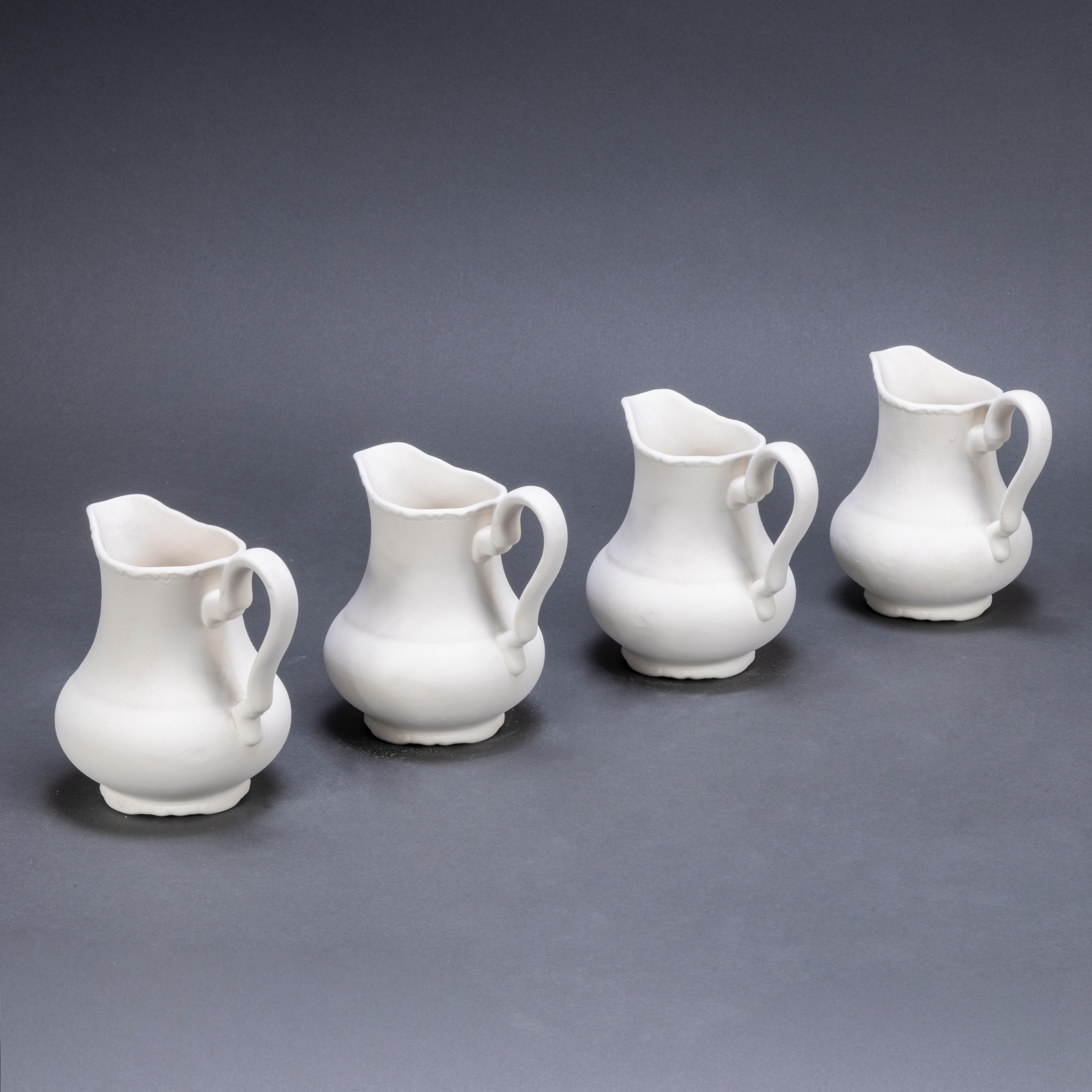 20ième siècle Nouveau stock tchèque en céramique brute - Petite cruche blanche en vente