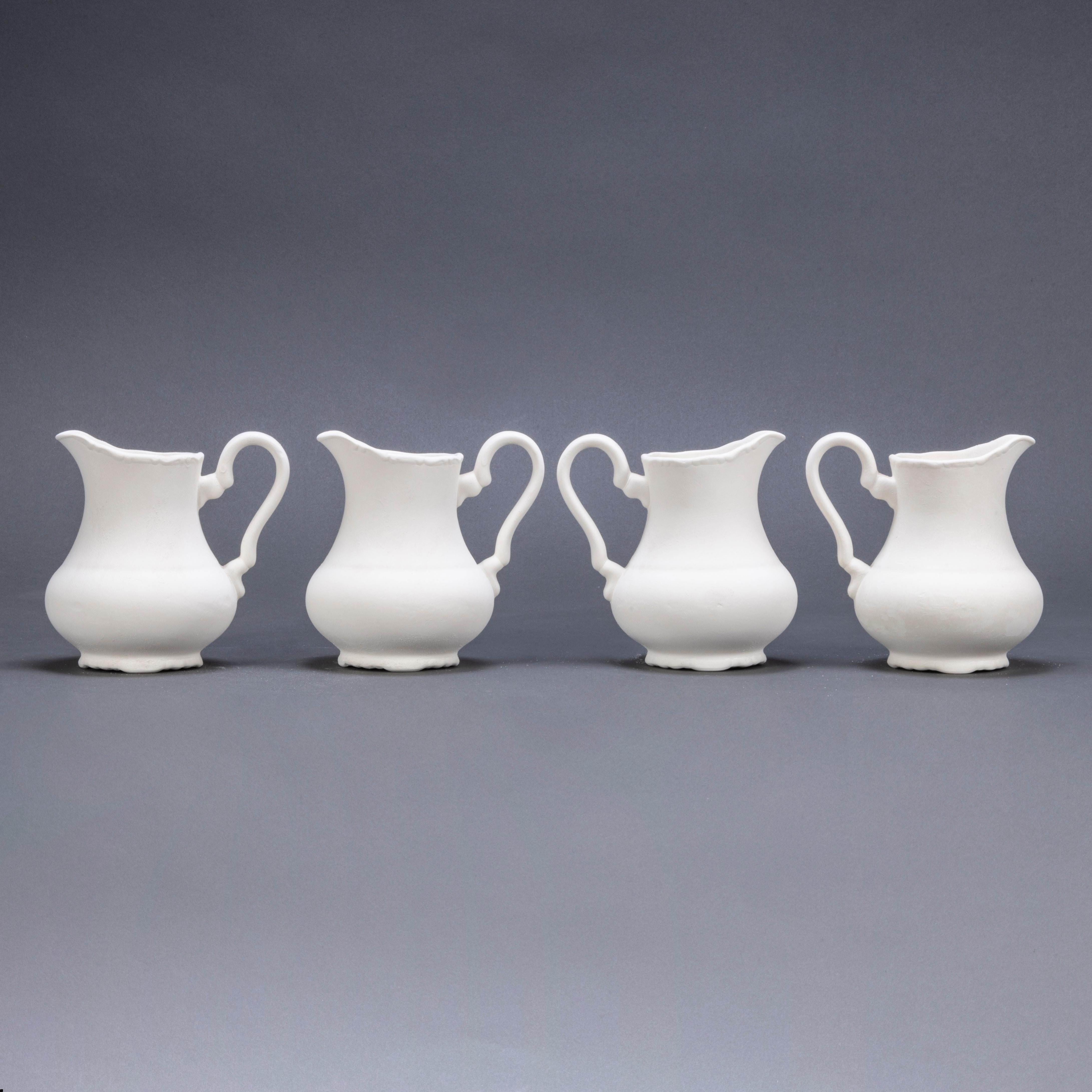 Céramique Nouveau stock tchèque en céramique brute - Petite cruche blanche en vente