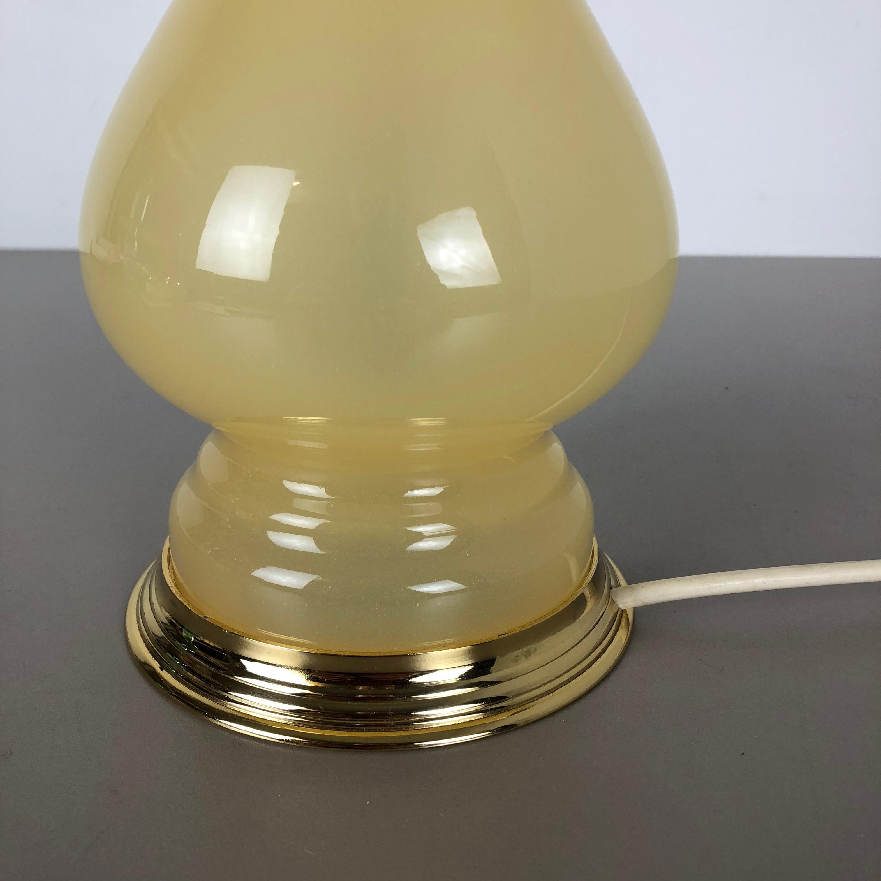 New Old Stock, Large Opaline Murano Glass Table Desk Light Cenedese Vetri, 1960s For Sale 5