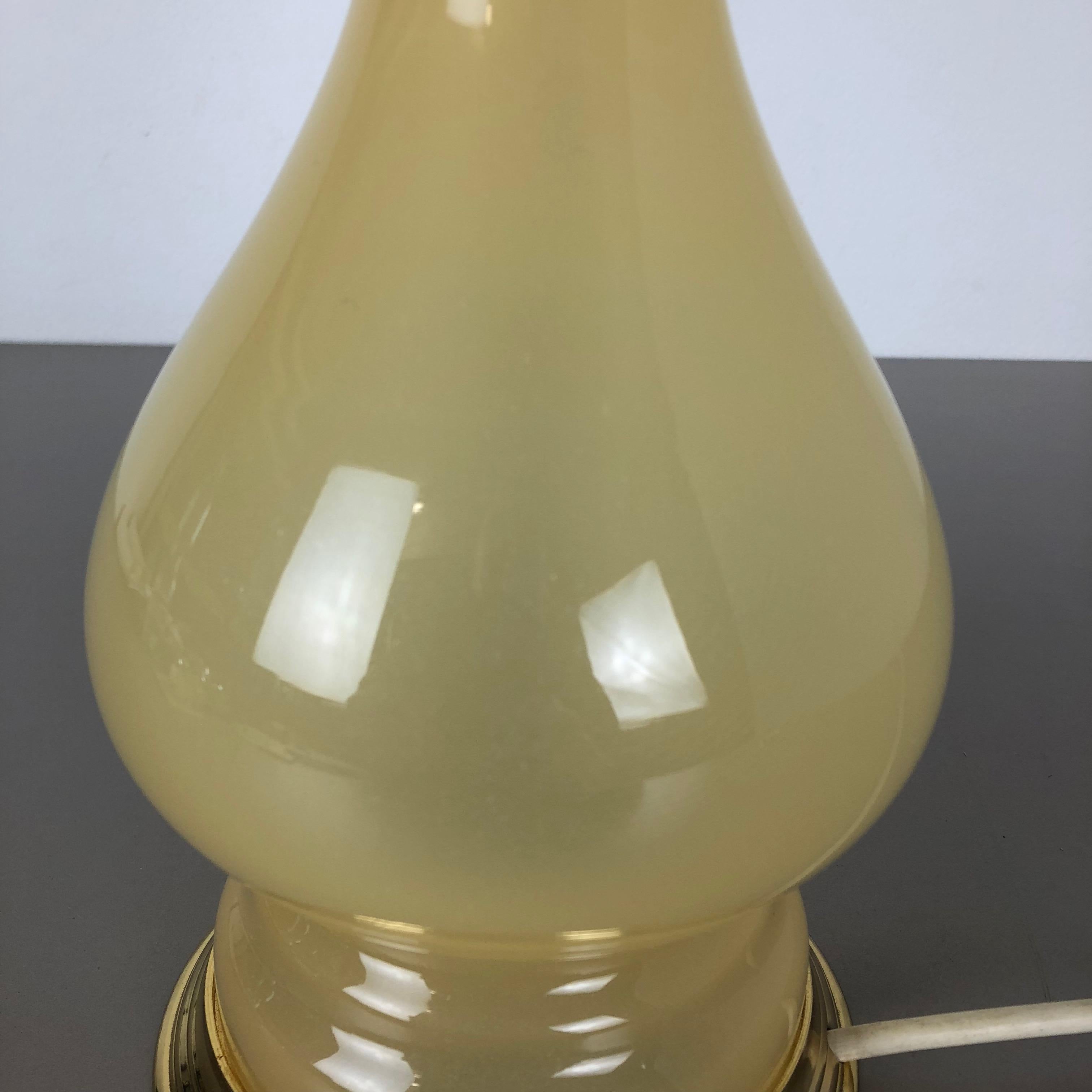 New Old Stock, Large Opaline Murano Glass Table Desk Light Cenedese Vetri, 1960s For Sale 6