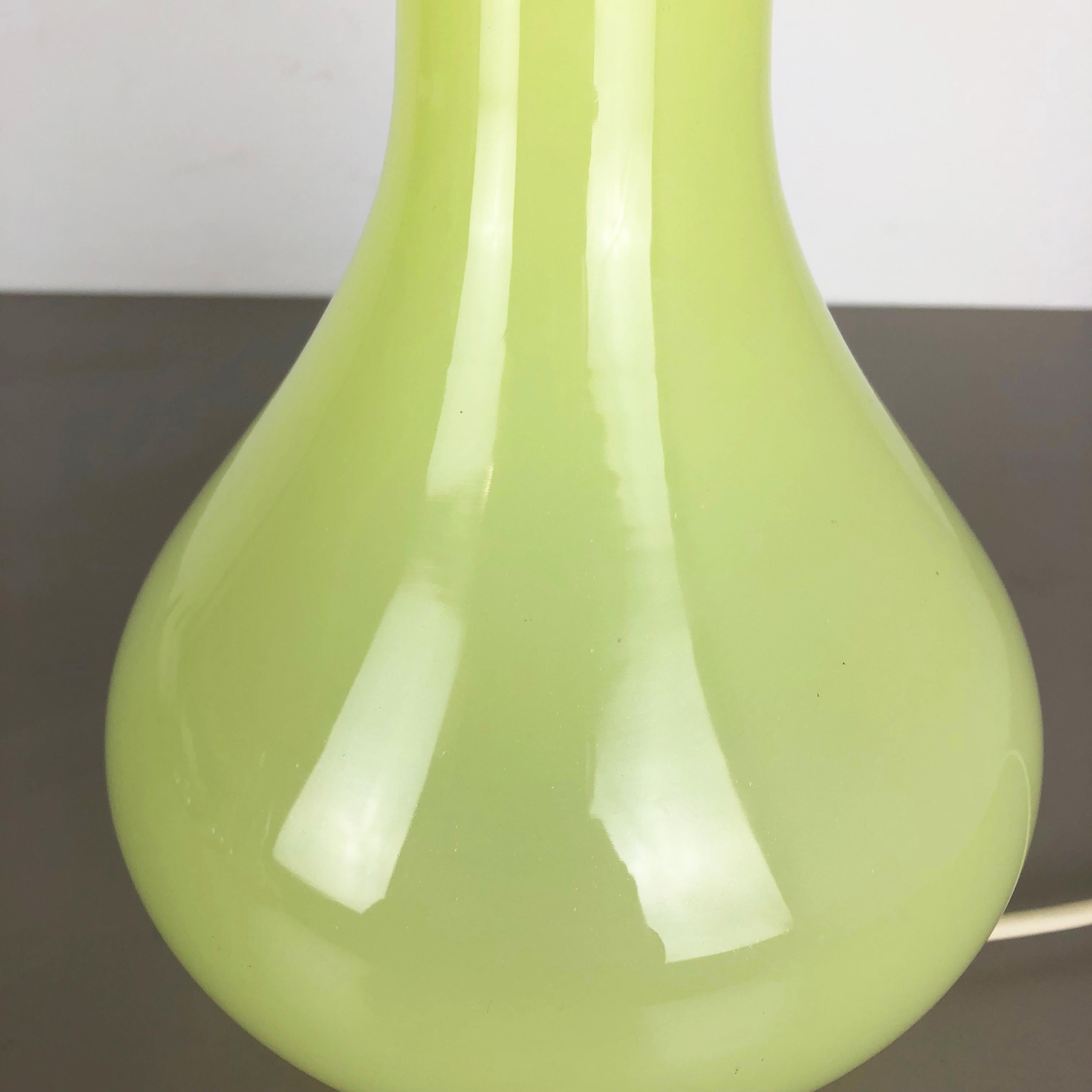 New Old Stock, Large Opaline Murano Glass Table Light Cenedese Vetri Italy 1960s For Sale 4