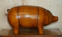 NEW OLD STOCK LIBERTY STYLE OMERSA BROWN LEATHER PIG FOOTSTOOL LARGE AND MEDiUM
