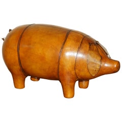 NEW OLD STOCK LIBERTY STYLE OMERSA BROWN LEATHER PIG FOOTSTOOL LARGE AND MEDiUM