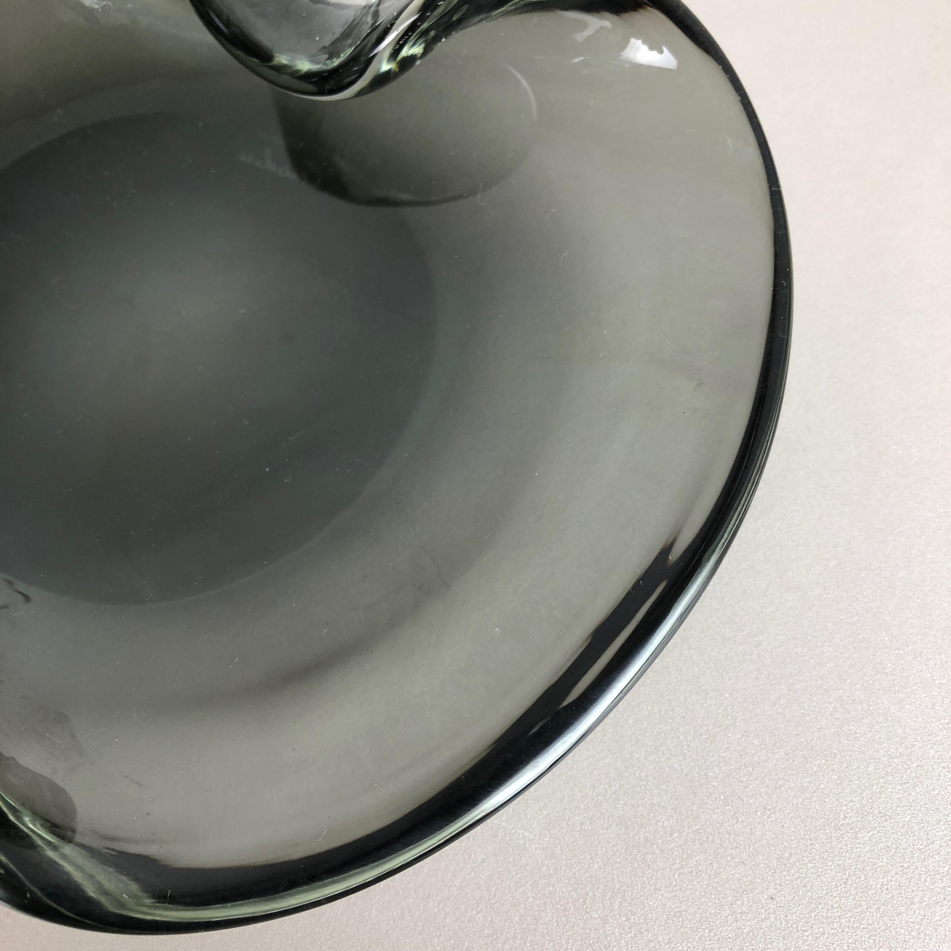New Old Stock, Murano Glass Shell Bowl Antonio da Ros, Cenedese Italy 1960s No1 For Sale 3