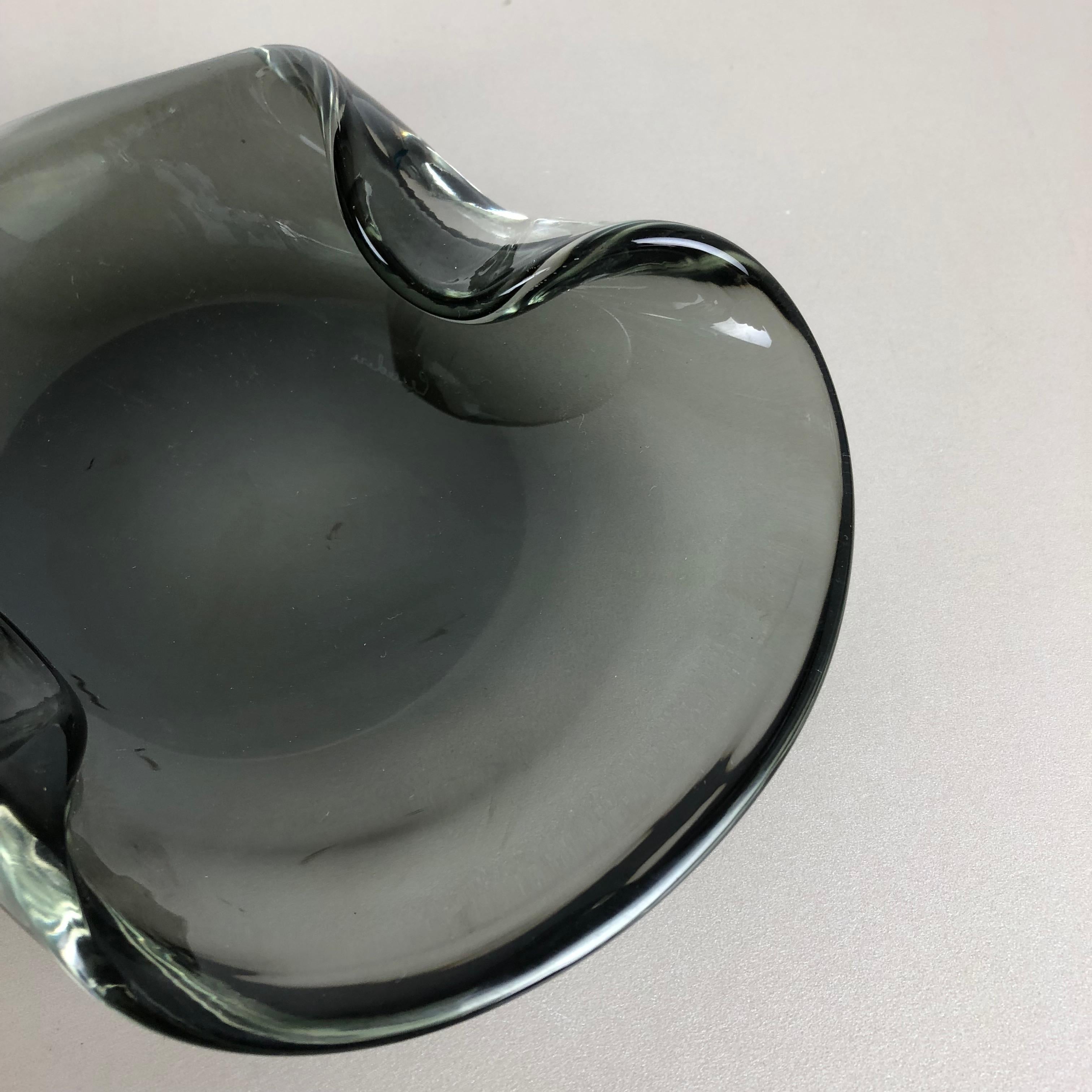 New Old Stock, Murano Glass Shell Bowl Antonio da Ros, Cenedese Italy 1960s No1 For Sale 5