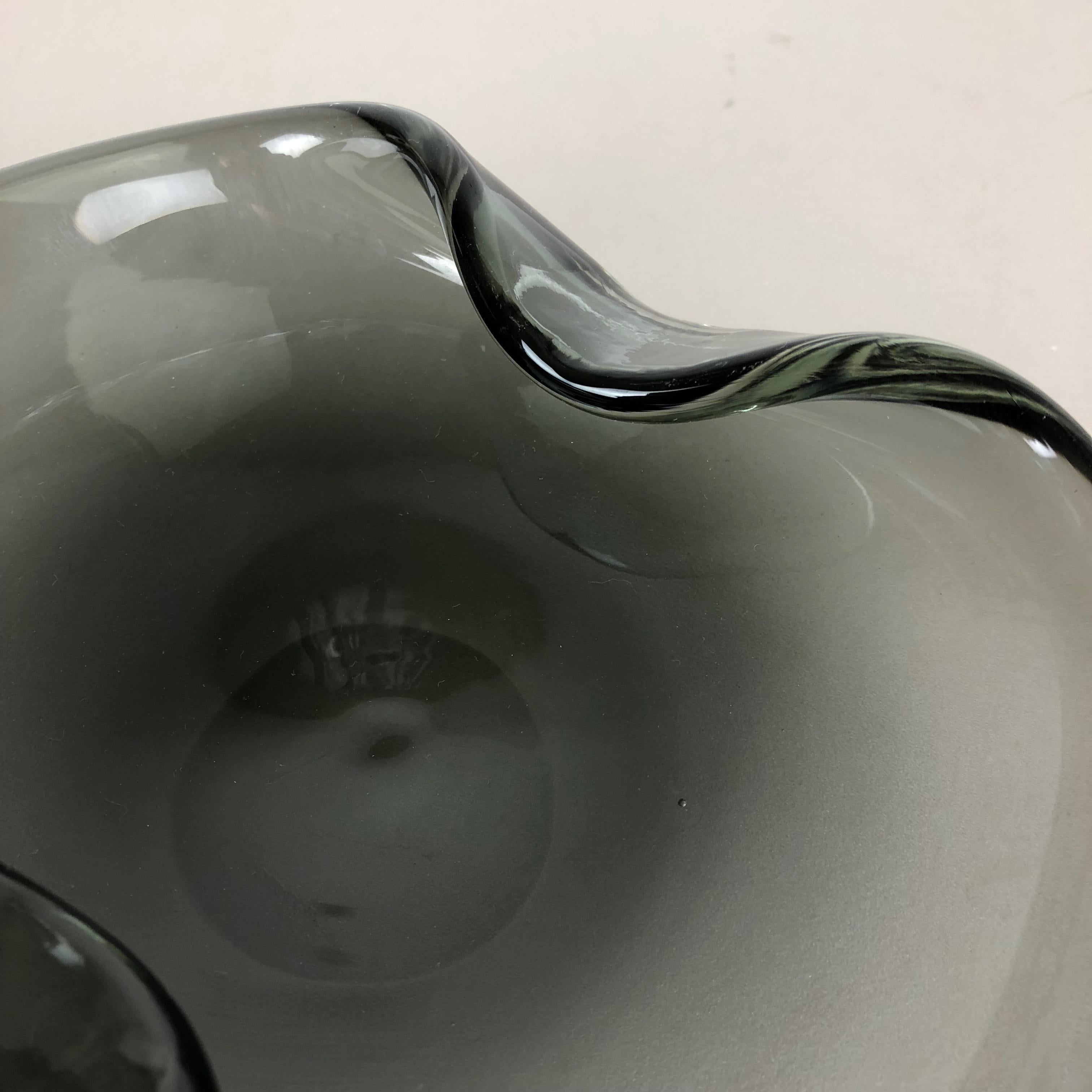 Italian New Old Stock, Murano Glass Shell Bowl Antonio da Ros, Cenedese Italy 1960s No 2 For Sale