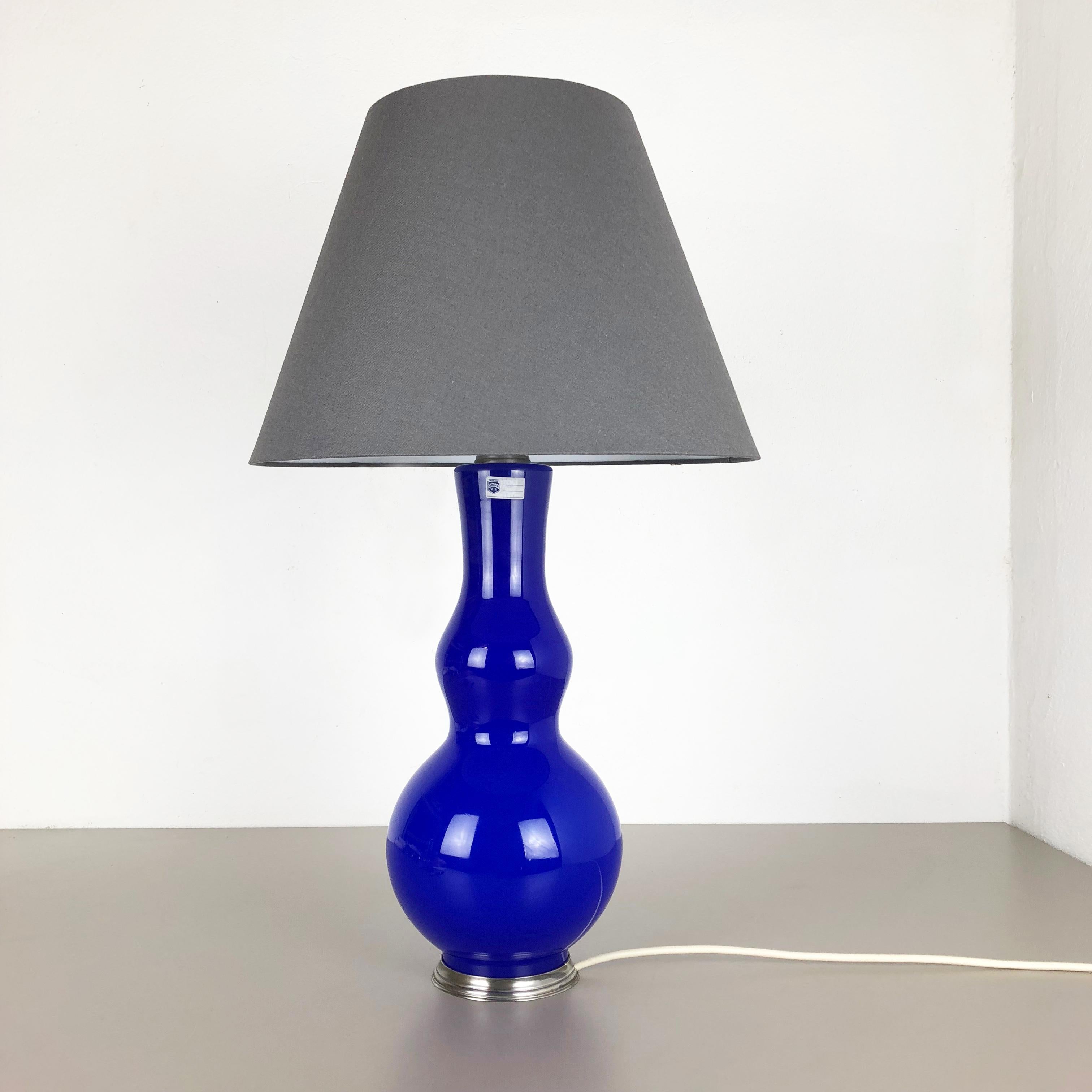New Old Stock Opaline Murano Glass Table Light by Cenedese Vetri, Italy, 1960 6