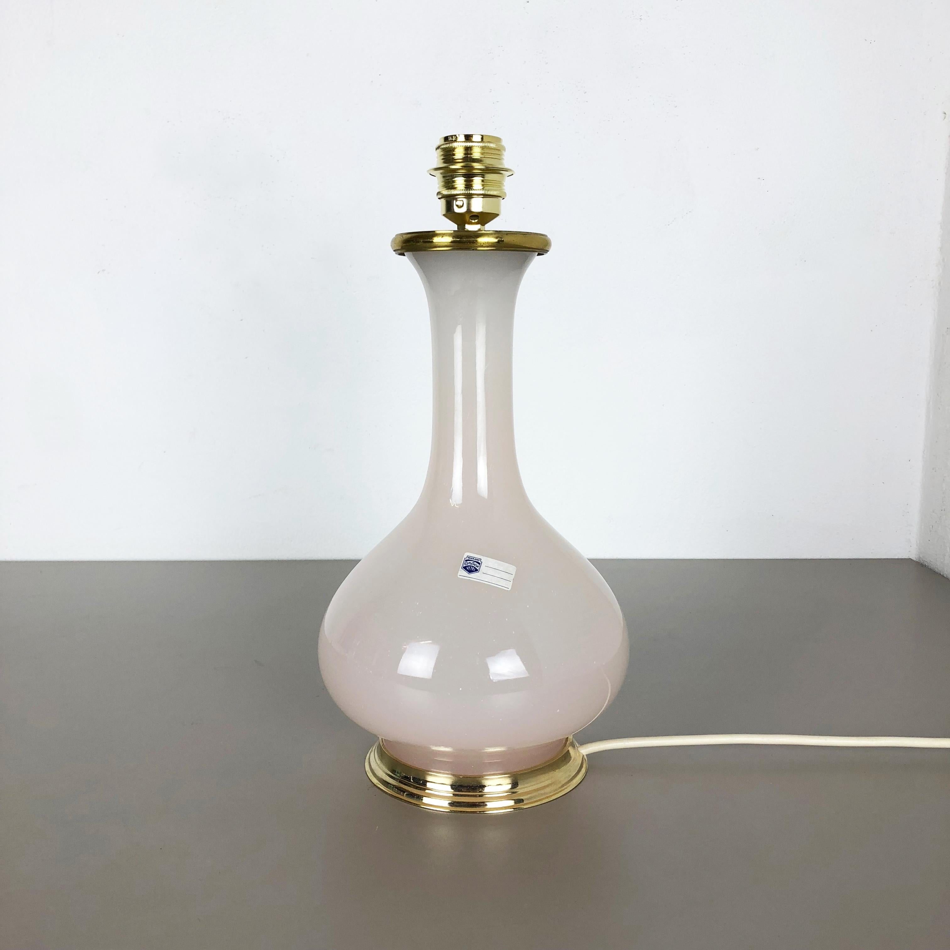 Old Stock, Opaline Murano Glass Table Light by Cenedese Vetri, Italy, 1960 In Excellent Condition For Sale In Kirchlengern, DE