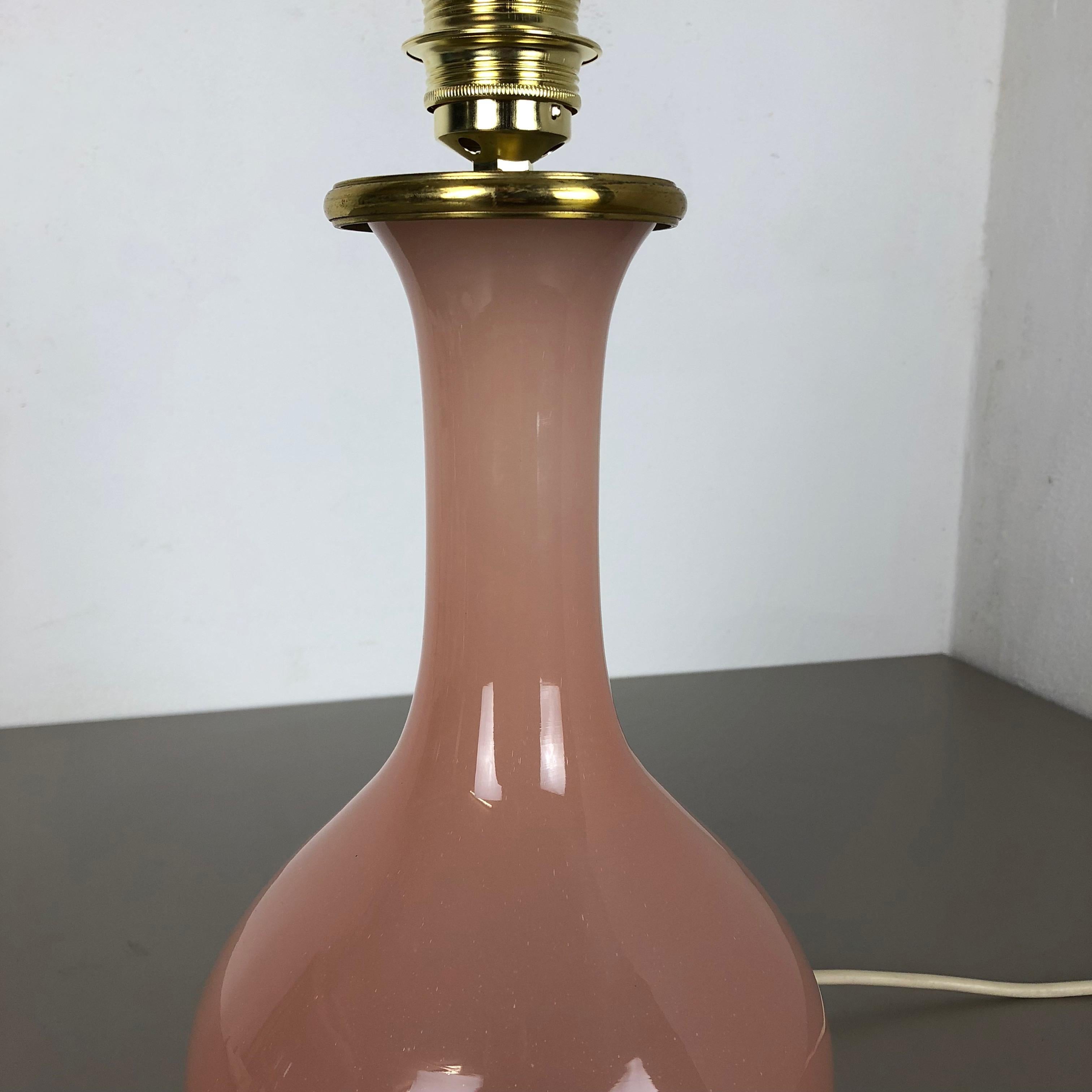 New Old Stock Opaline Murano Glass Table Light by Cenedese Vetri, Italy, 1960 For Sale 1
