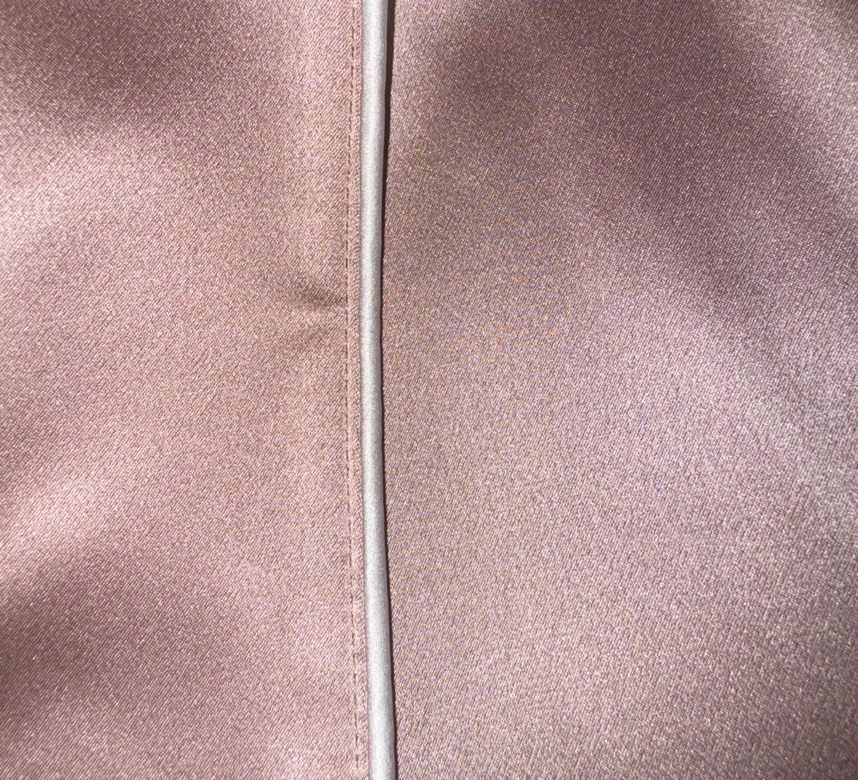 NUEVA Bata de seda Olivia von Halle Blush Kimono japonés con cinturón OS Beige en venta