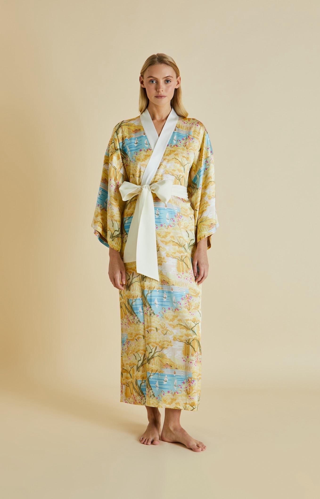 Beige NEW Olivia von Halle Pastels Print Silk Dressing Gown Kimono Robe OS For Sale