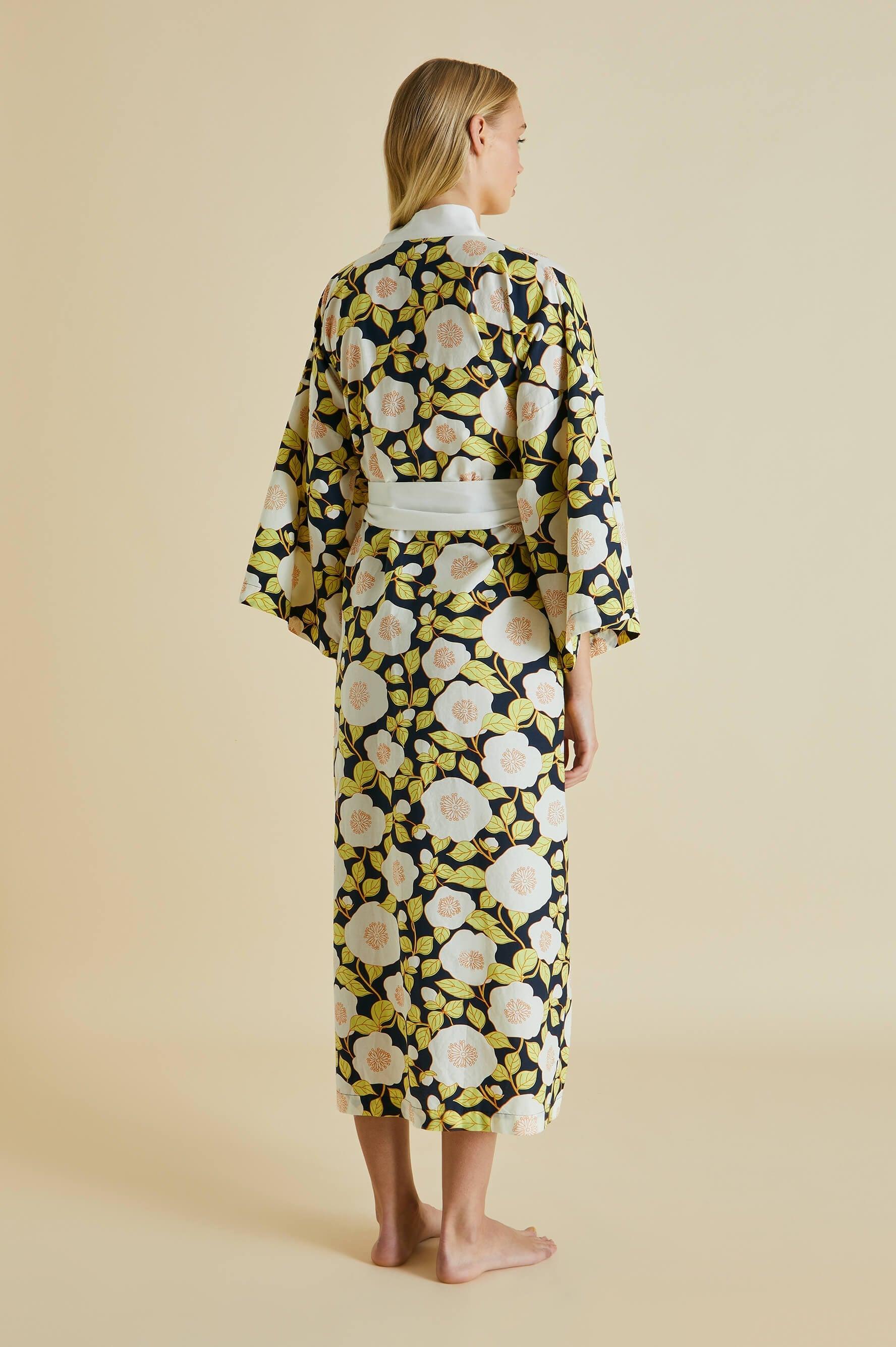 NUEVA Olivia Von Halle Vestido de seda con estampado floral estilo kimono OS en venta 4