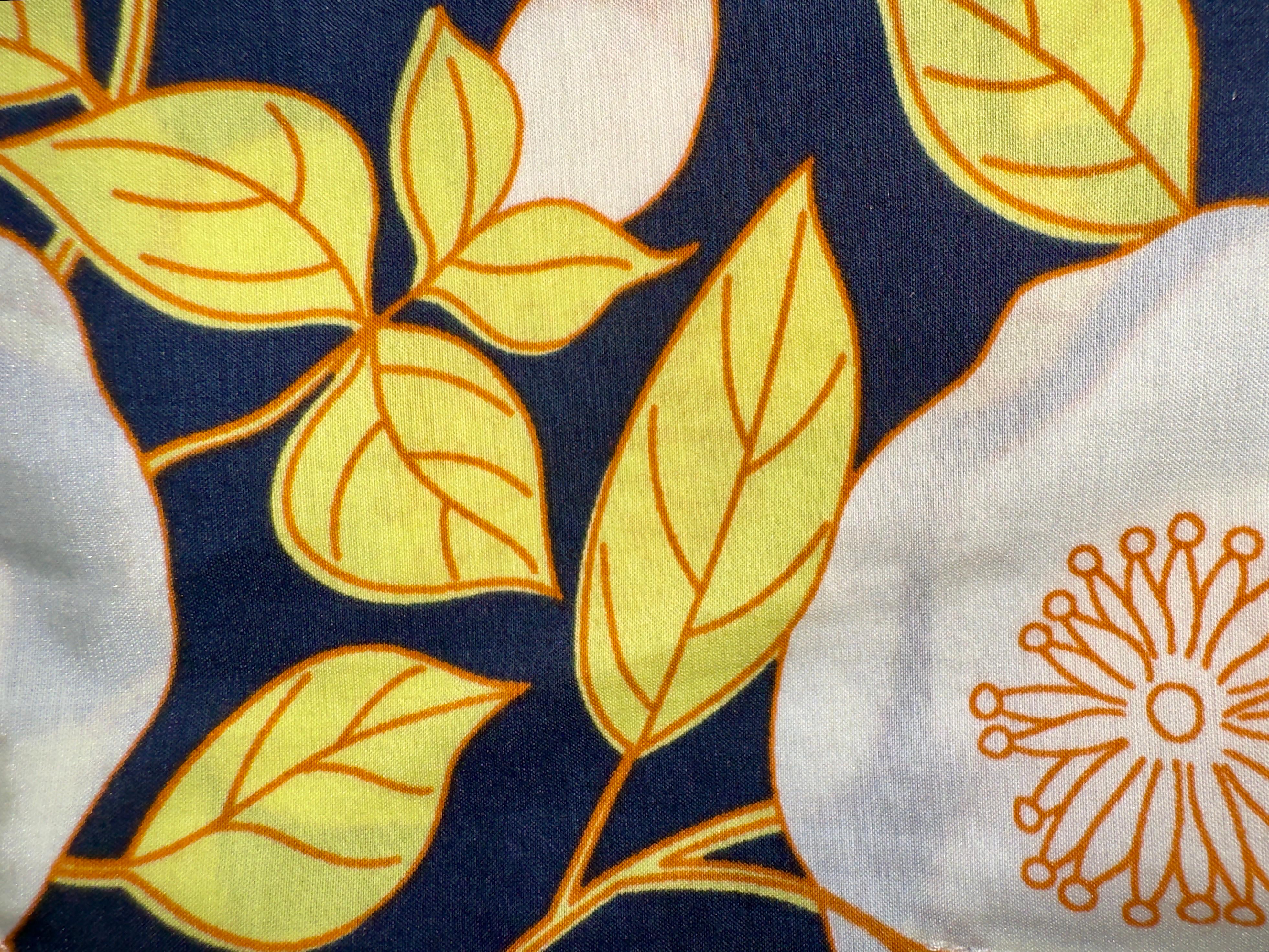 NUEVA Olivia Von Halle Vestido de seda con estampado floral estilo kimono OS en venta 1