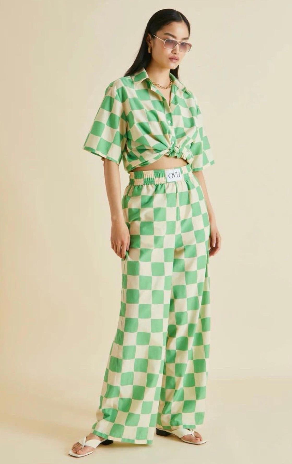 Vert Olivia Von Halle, tailleur de salon en voile de soie imprimé floral, taille M, état neuf en vente