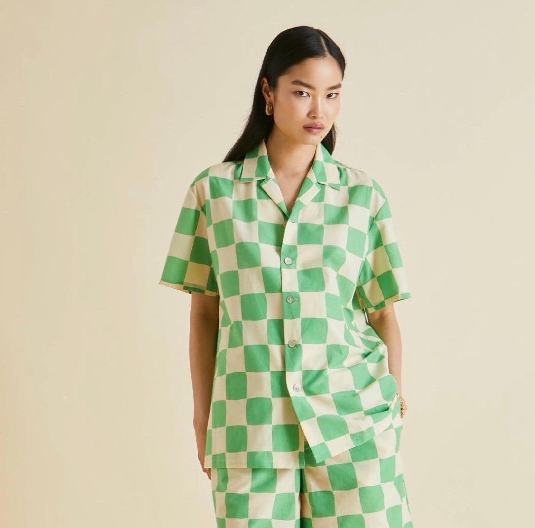 Olivia Von Halle, tailleur de salon en voile de soie imprimé floral, taille M, état neuf en vente 2