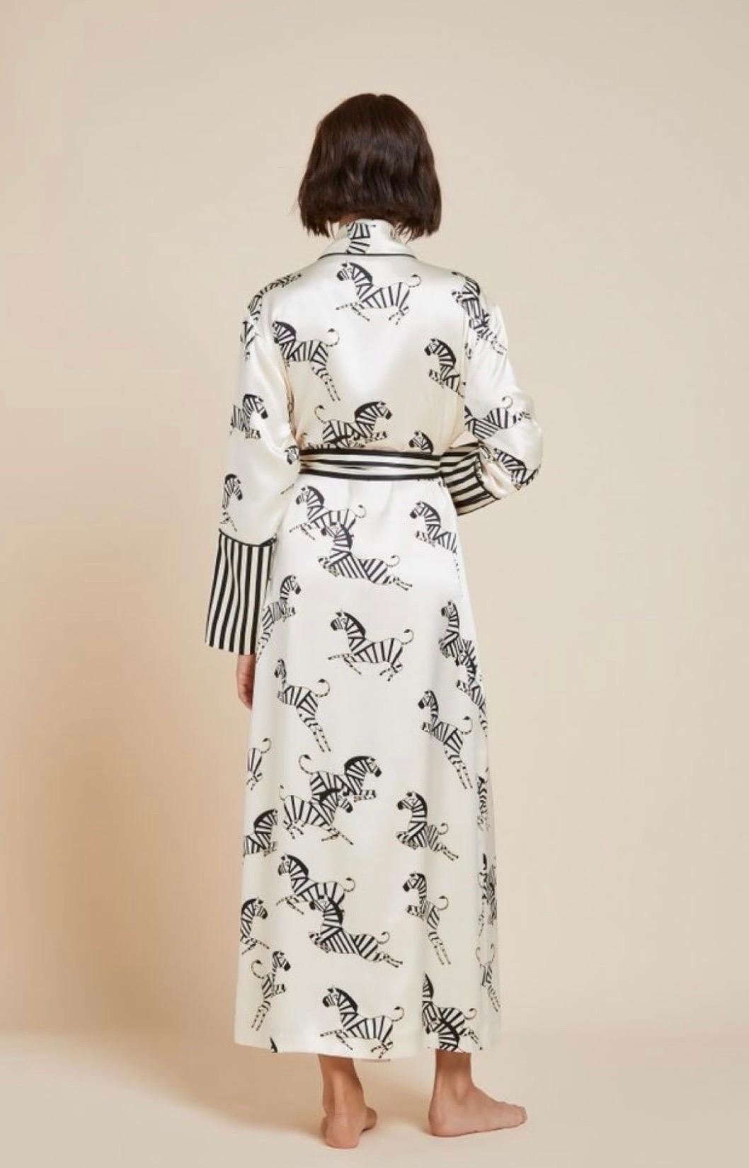 Women's NEW Olivia von Halle Silk Zebra Print Dressing Gown Robe For Sale