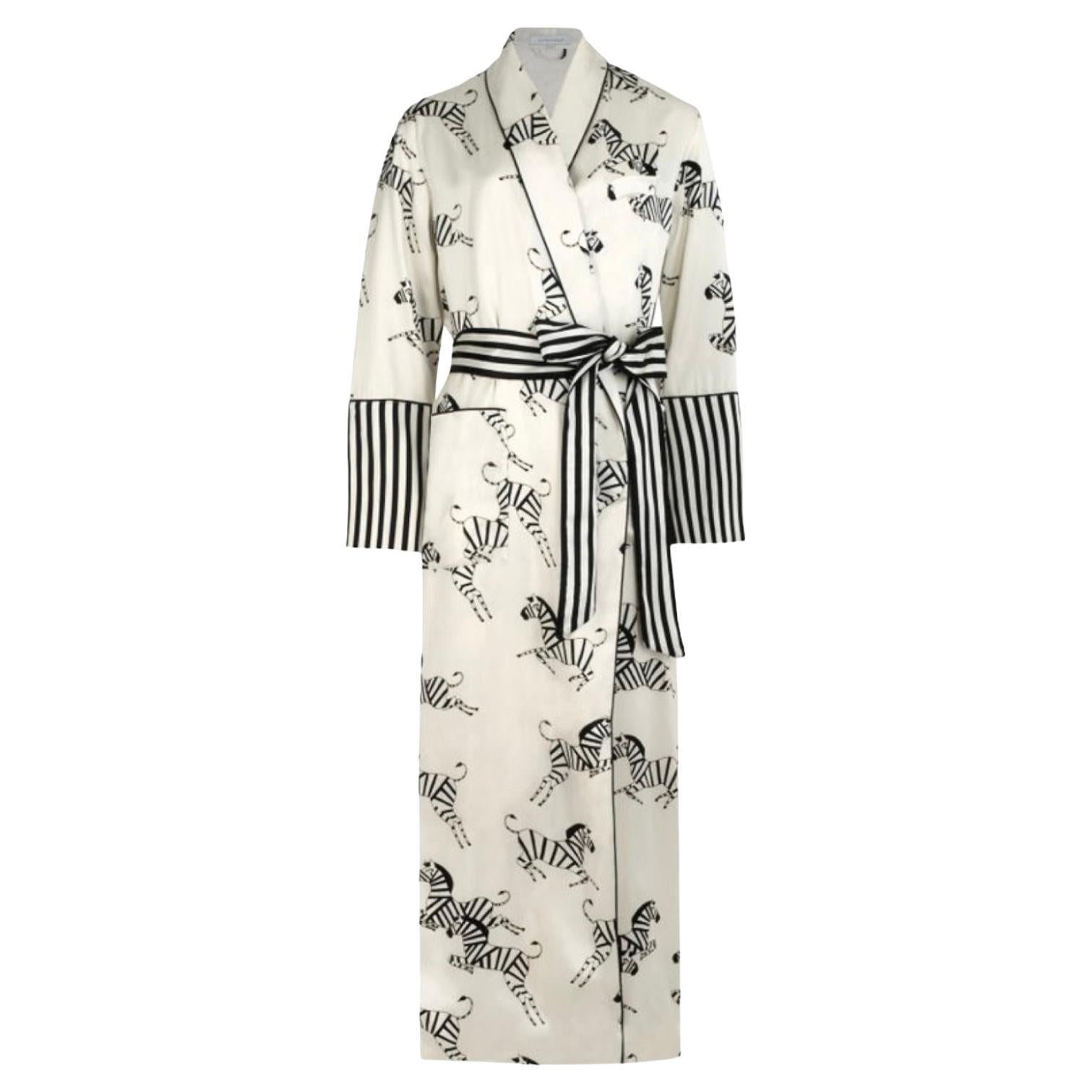 NEW Olivia von Halle Silk Zebra Print Dressing Gown Robe For Sale