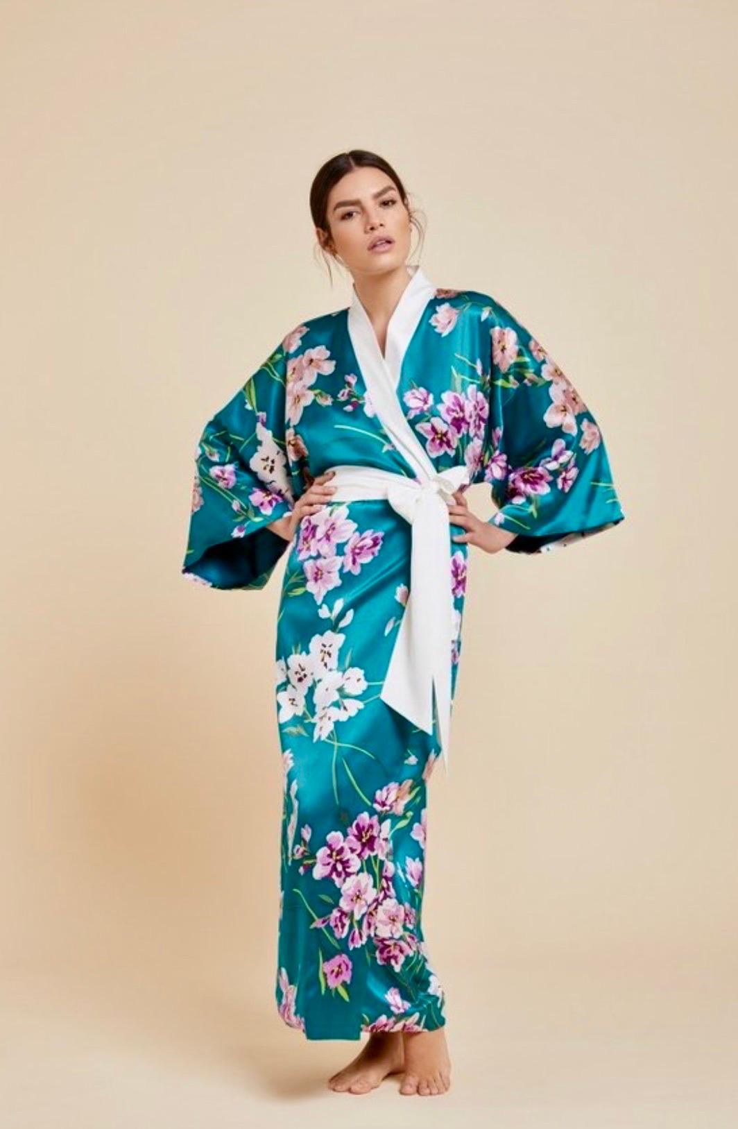 Blue NEW Olivia von Halle Turquoise Floral Print Silk Dressing Gown Kimono Robe OS For Sale