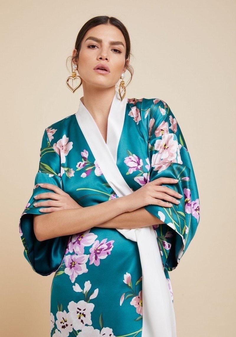 NEW Olivia von Halle Turquoise Floral Print Silk Dressing Gown Kimono Robe OS For Sale 1