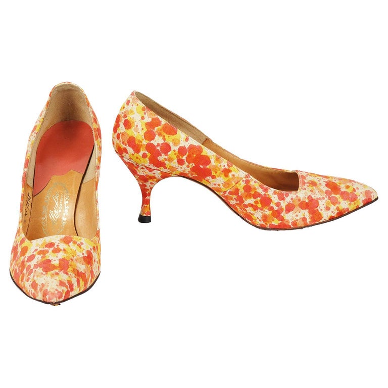 New Orange and Yellow Jackson Pollock Splatter Stiletto Heel Pumps – 6,  1950s For Sale at 1stDibs | orange stiletto, 1950s high heels, 1950s  stilettos