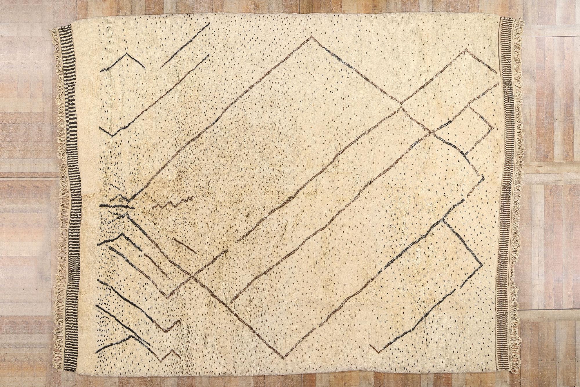 Tapis berbère marocain, breloque nomade rencontre le style moderne du milieu du siècle dernier en vente 4