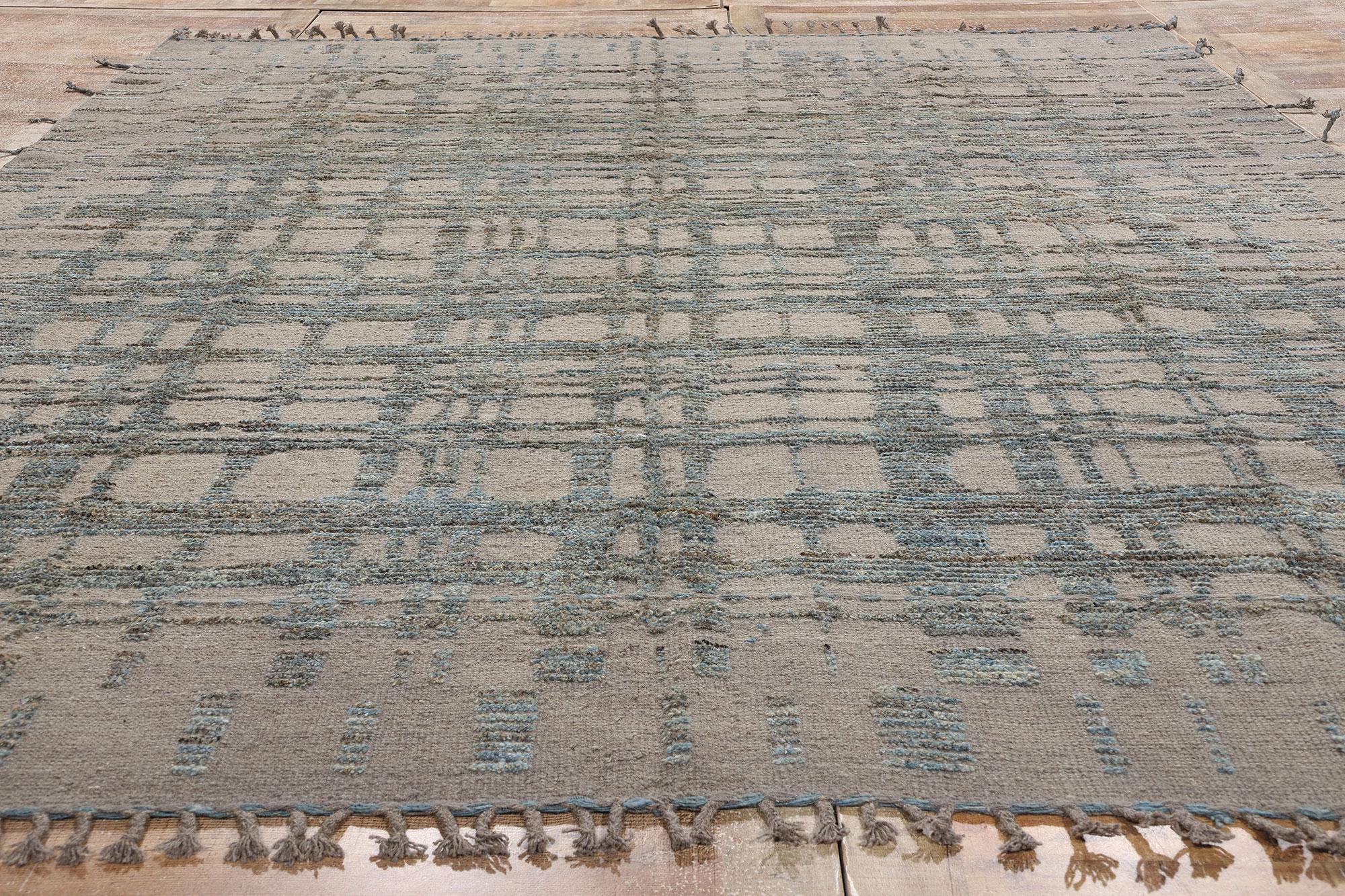 Lana New Organic Modern Brutalist Moroccan Textured Carpet with Transitional Style (Tappeto organico moderno e brutalista in stile marocchino) in vendita