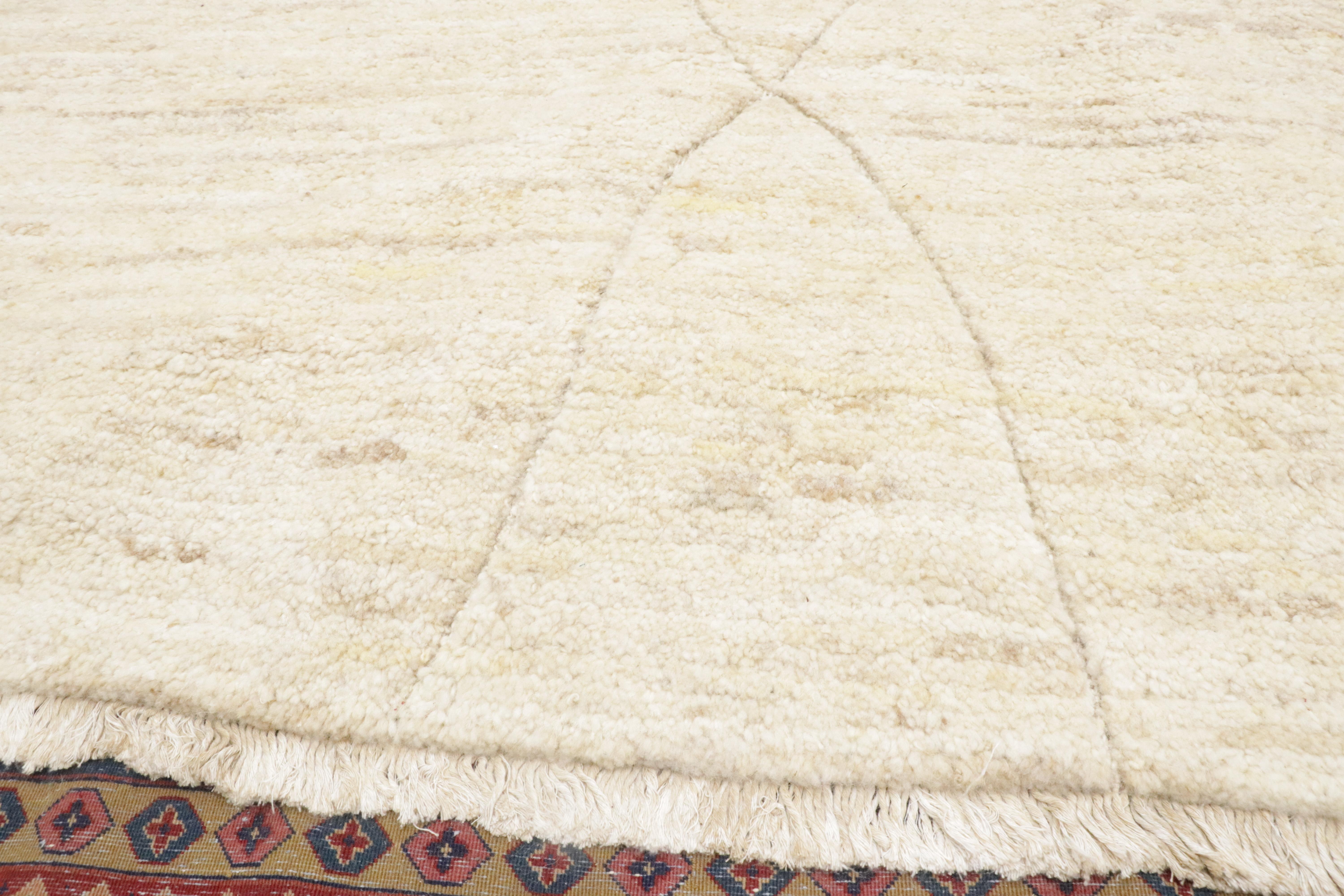 New Organic Modern Moroccan Textured Carpet with Minimalist Style For Sale 4