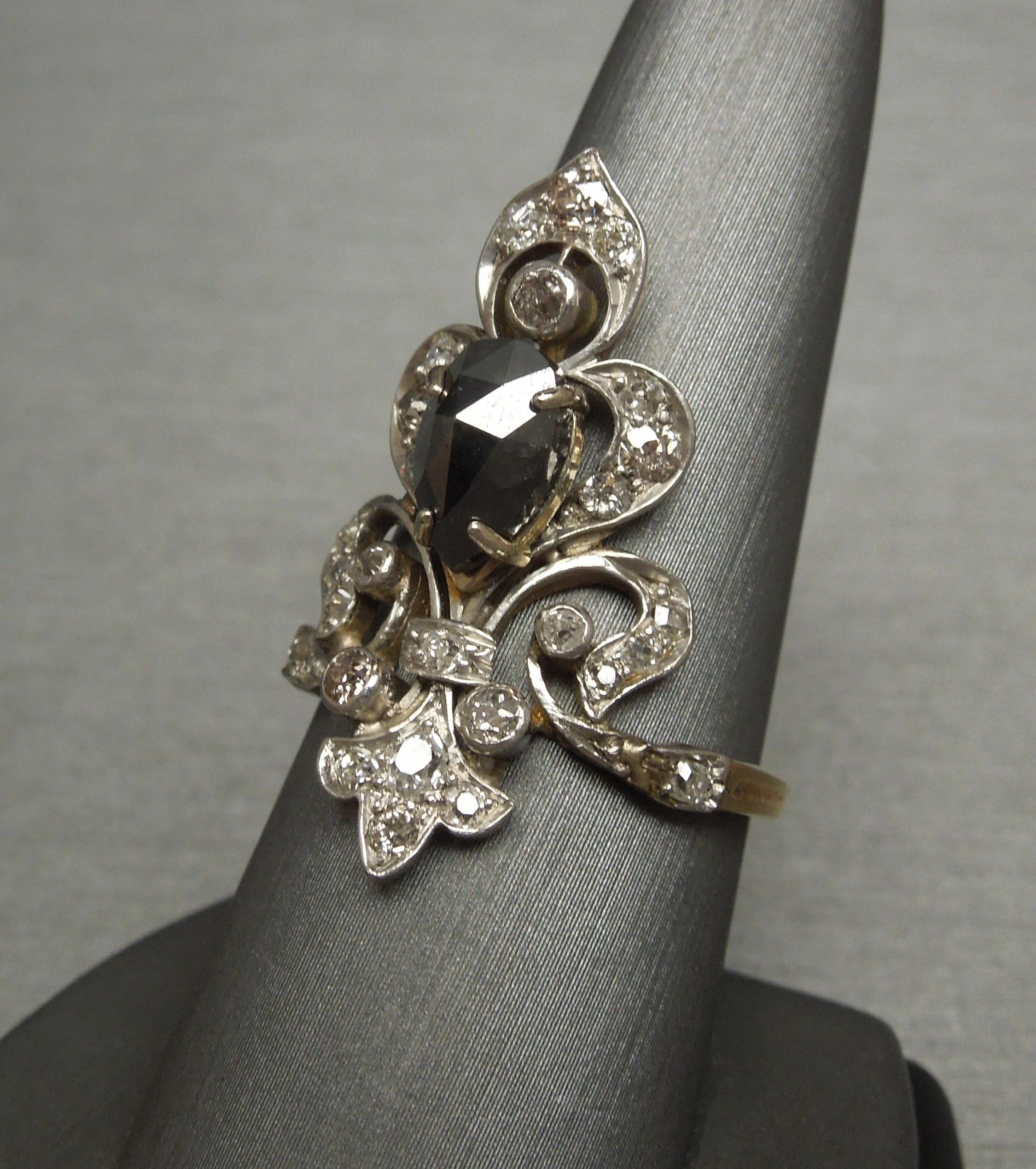New Orleans Fleur de Lis Schwarzer und weißer Diamant-Tiara-Ring (Tropfenschliff) im Angebot