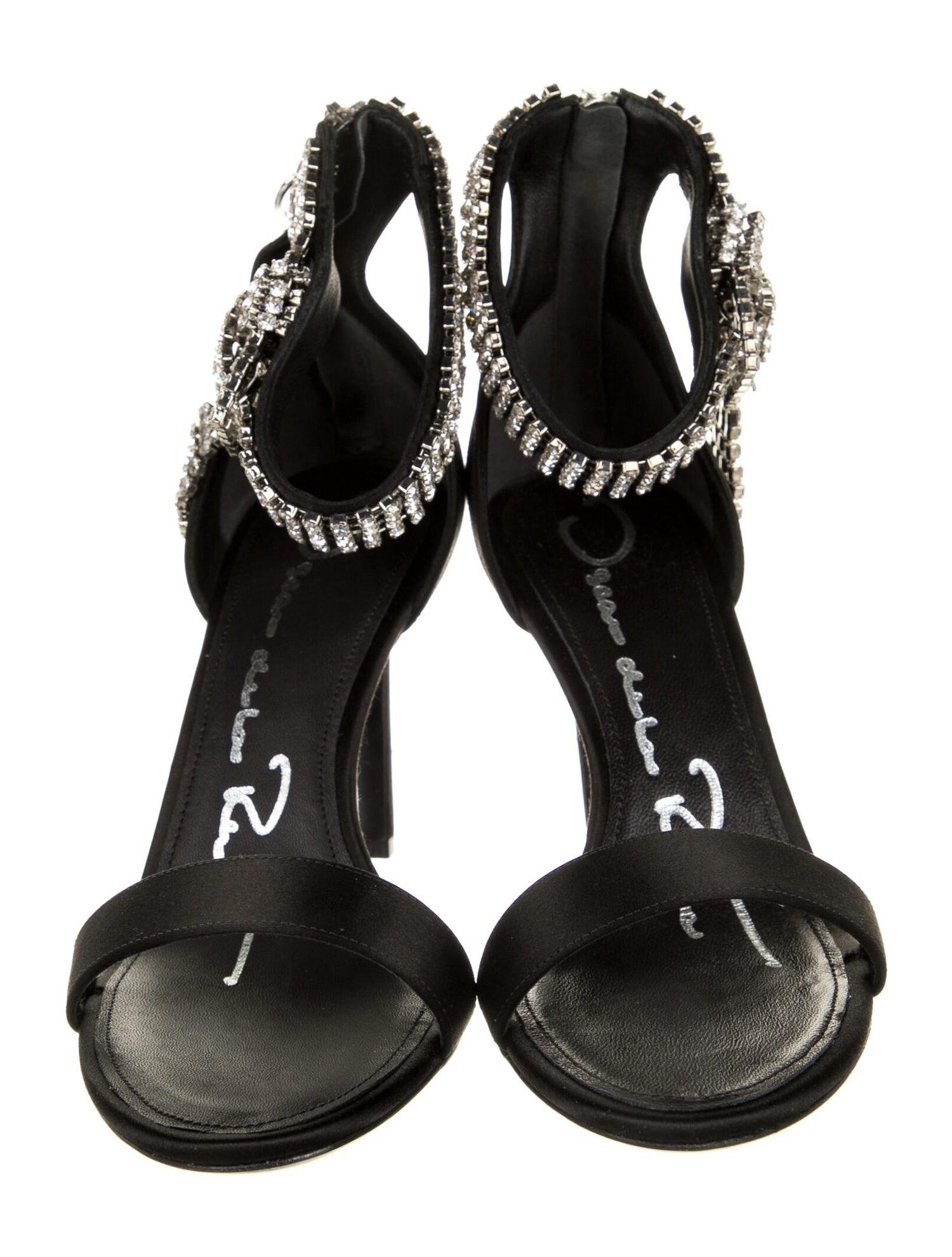 Nuevo Oscar De La Renta 2019 Bombas de tacón de pasarela de satén de cristal Tamaño 37.5 $1795 en venta 3