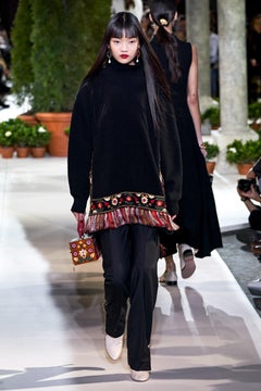 New Oscar De La Renta F/W 2019 High Low Black Embroidered Beaded Fringe Pullover