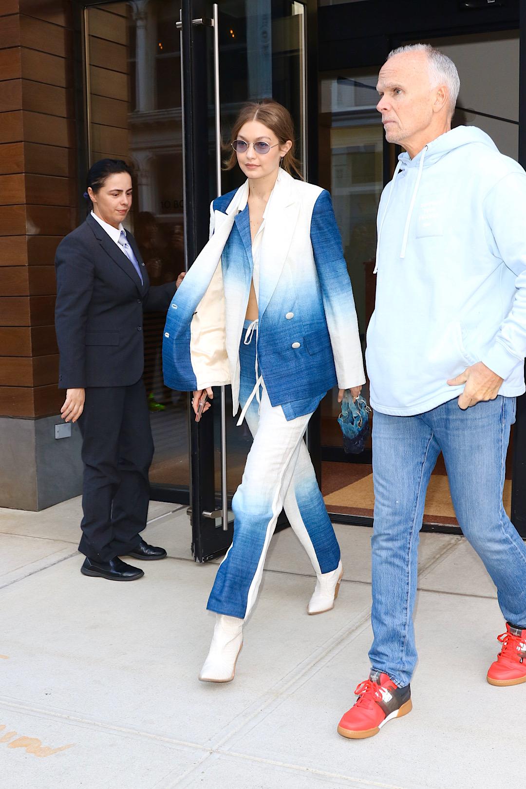 New Oscar De La Renta Fall 2019 Gigi Hadid Leather Booties Boots Size 37 $1575 In New Condition In Leesburg, VA