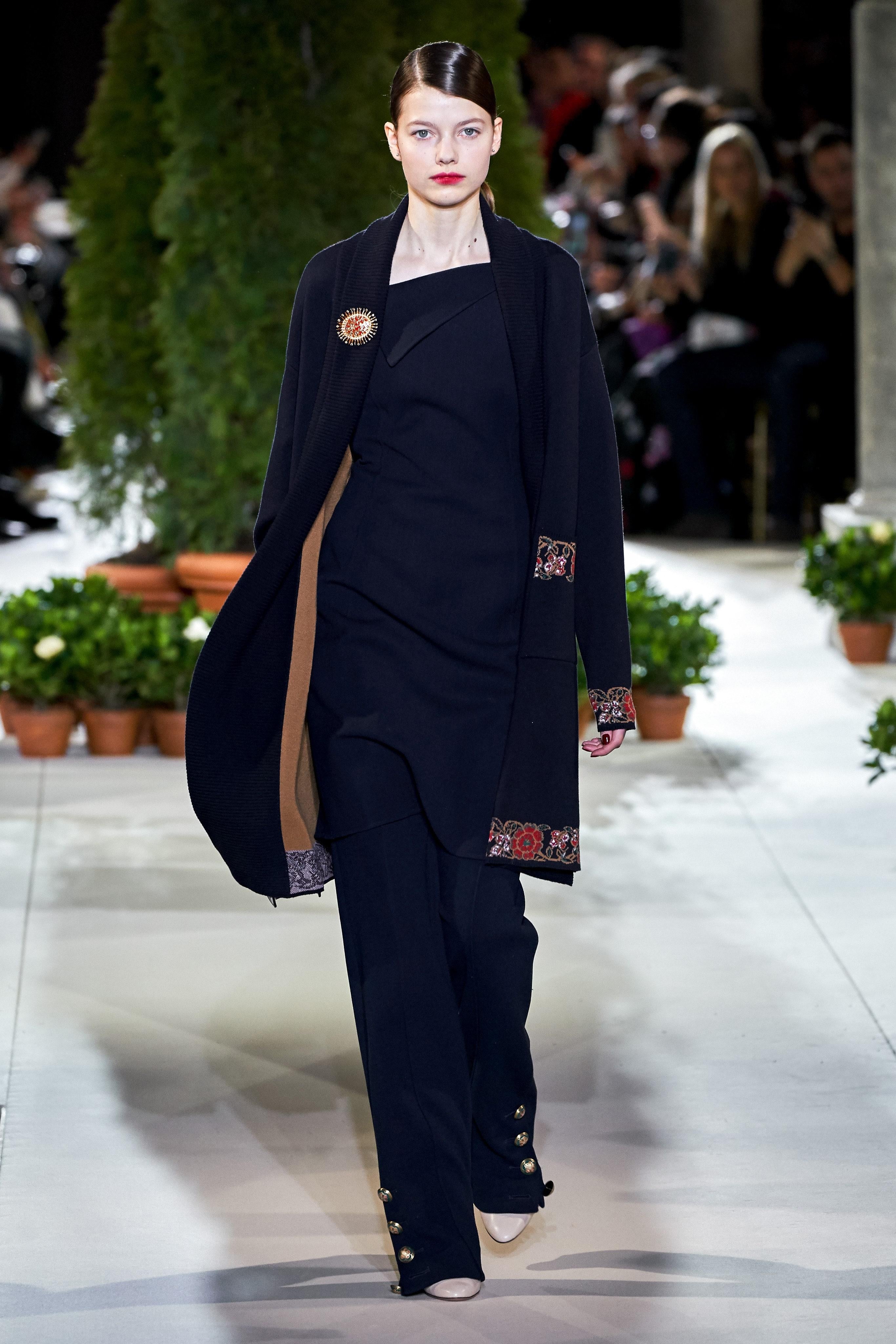 Nouveau Oscar De La Renta automne 2019 Gigi Hadid Bottes bottes en cuir Taille 38,5 1575 $ en vente 4