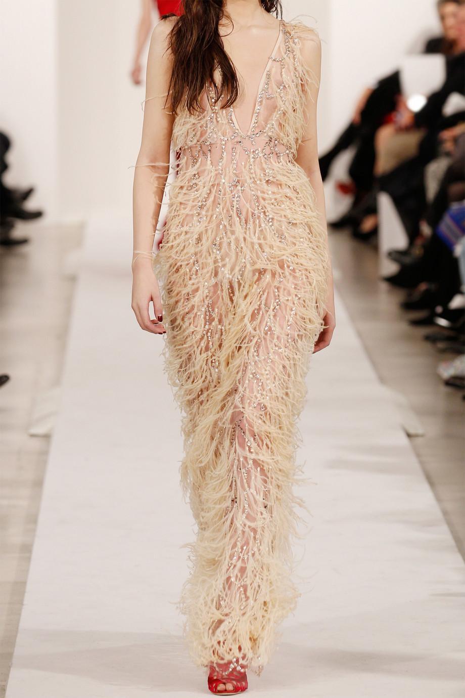 New Oscar De La Renta Ostrich Feather and Crystal-Embellished Tulle Beige Gown M 4
