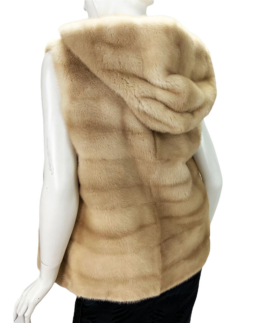 Brown NWT Oscar De La Renta Palomino Mink Detachable Hood Vest size M For Sale
