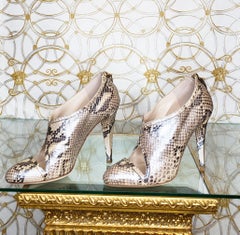 New OSCAR DE LA RENTA PYTHON SHOE BOOTS