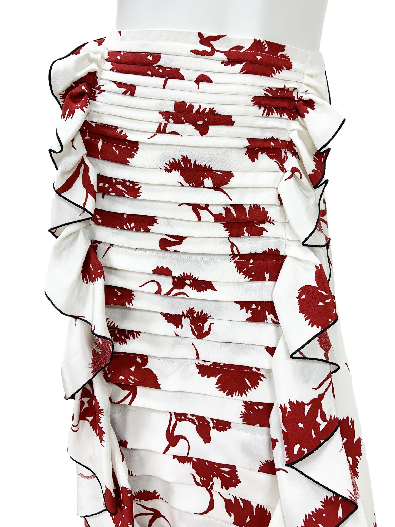 New Oscar De La Renta S/S 2016 Runway White Burgundy Silk Maxi Skirt  In New Condition For Sale In Montgomery, TX